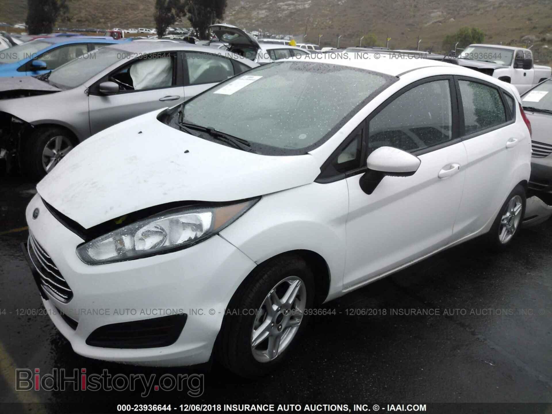 2017 FORD FIESTA - VIN: 3FADP4EJ8HM158140 - Photo 2
