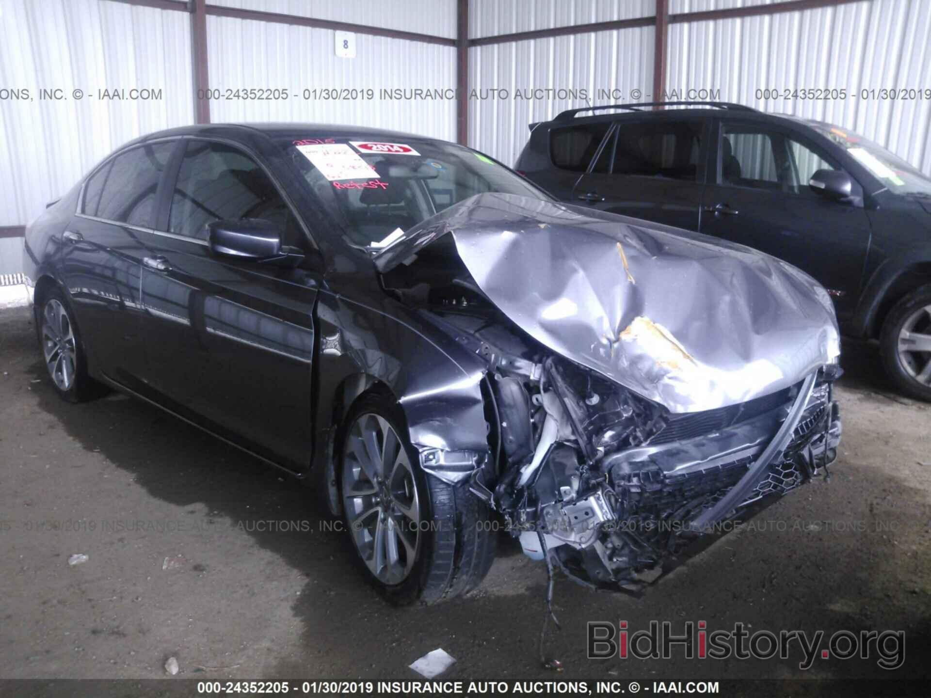 Photo 1HGCR2E56FA079147 - HONDA ACCORD 2015