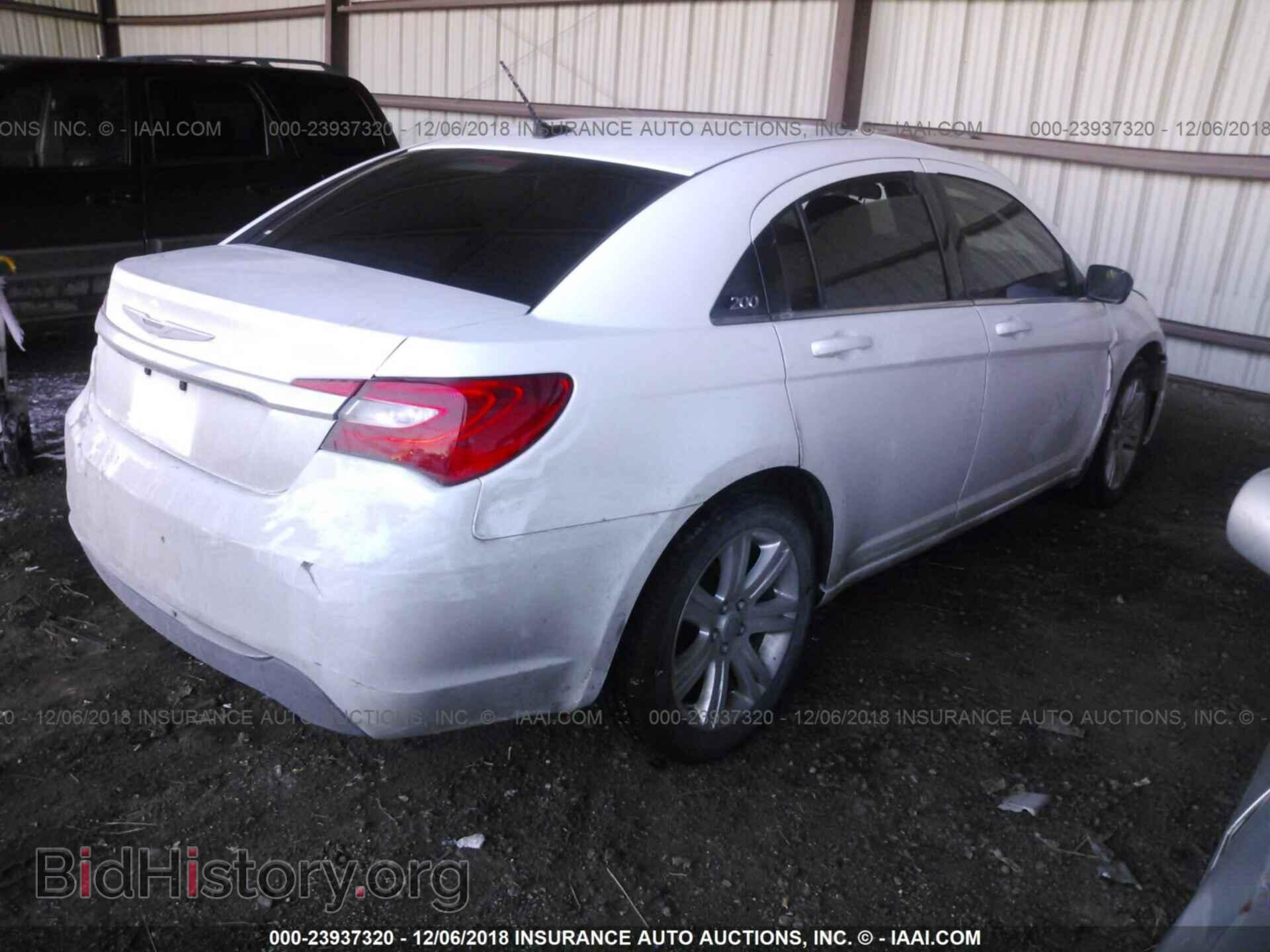 2011 CHRYSLER 200 - VIN: 1C3BC1FB8BN613749 - Photo 4