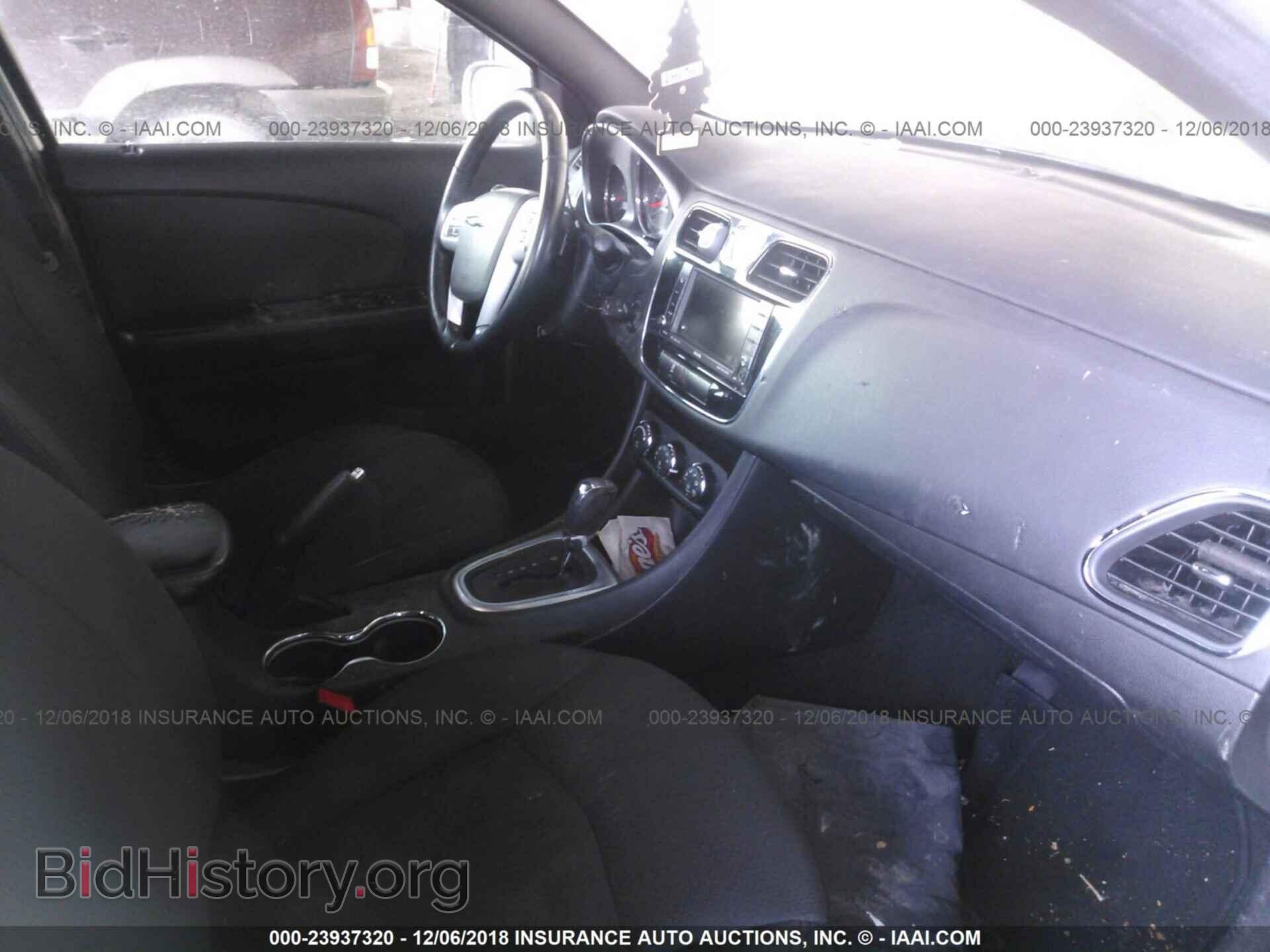 2011 CHRYSLER 200 - VIN: 1C3BC1FB8BN613749 - Photo 5