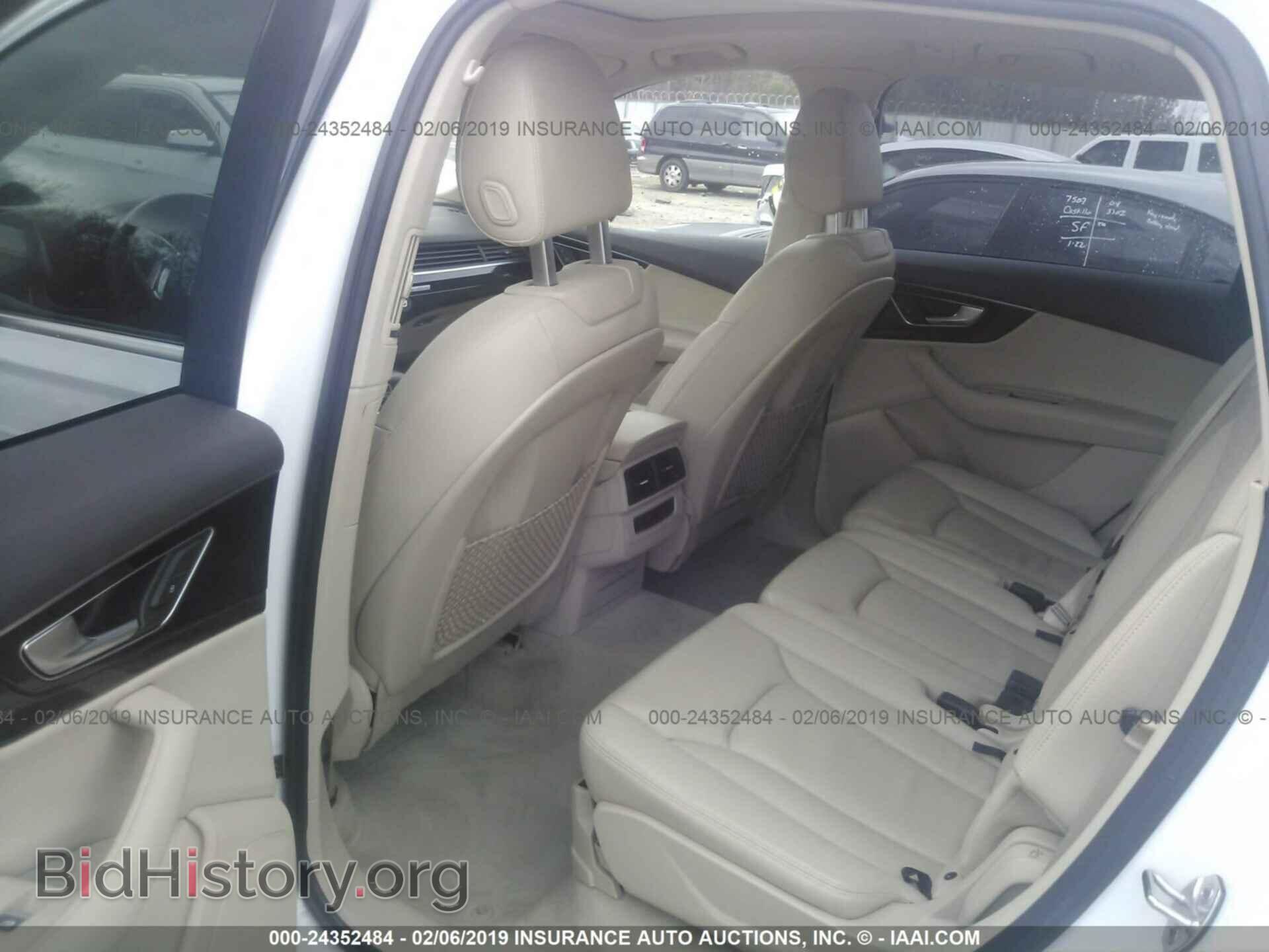 2017 AUDI Q7 - VIN: WA1LAAF76HD043082 - Фото 8