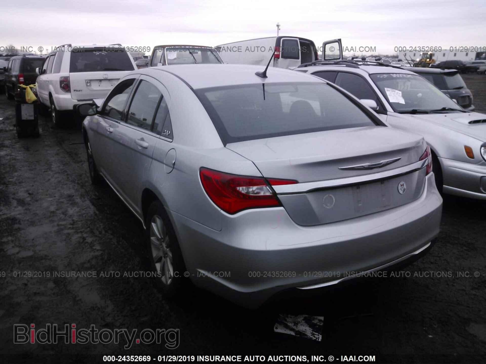 2012 CHRYSLER 200 - VIN: 1C3CCBBB7CN101319 - Фото 3