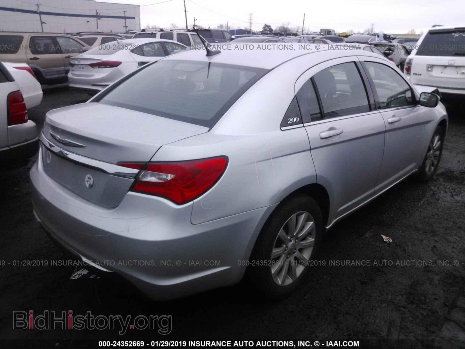 2012 CHRYSLER 200 - VIN: 1C3CCBBB7CN101319 - Фото 4