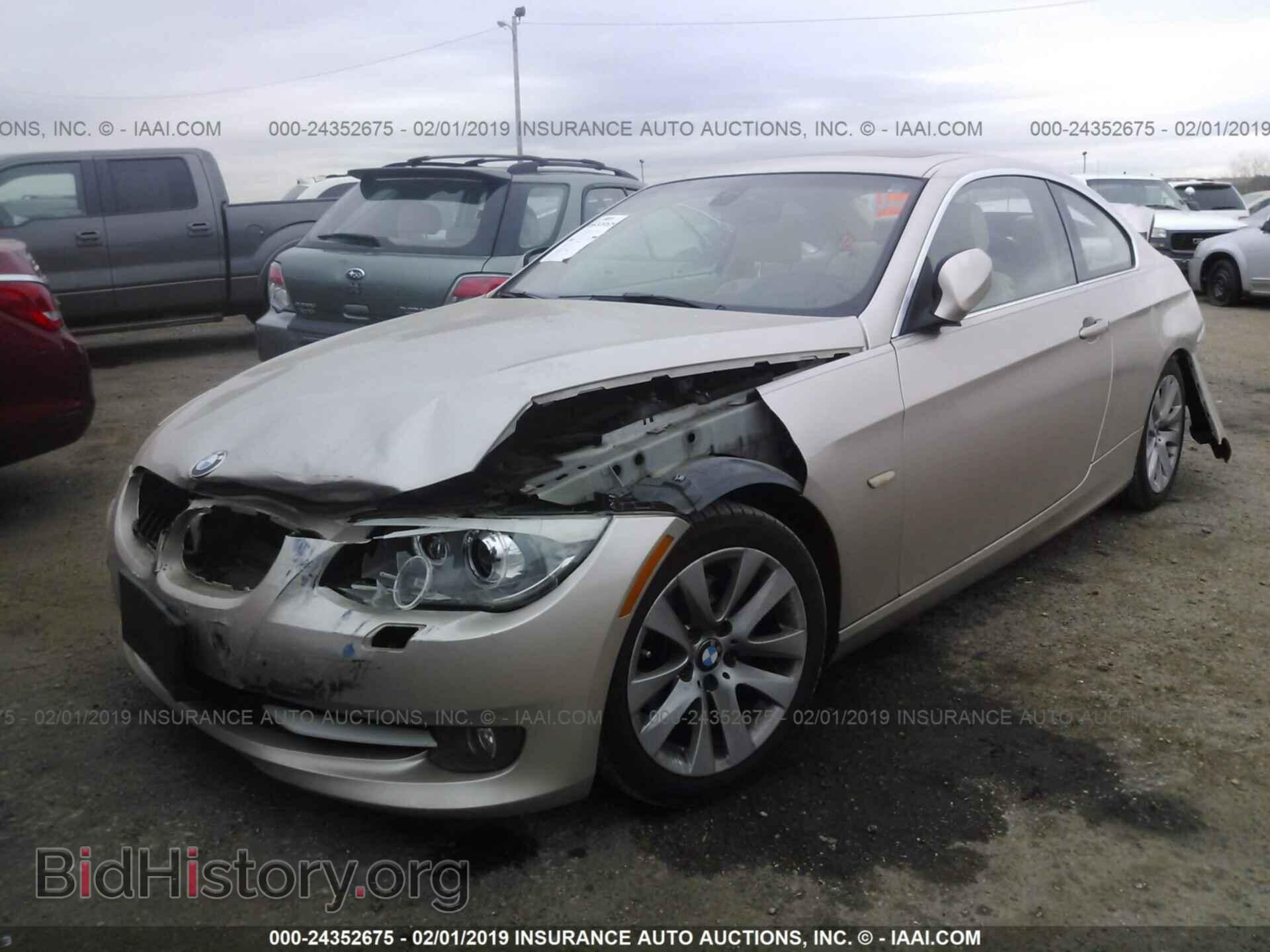 2012 BMW 328 - VIN: WBAKE3C54CE769432 - Фото 2