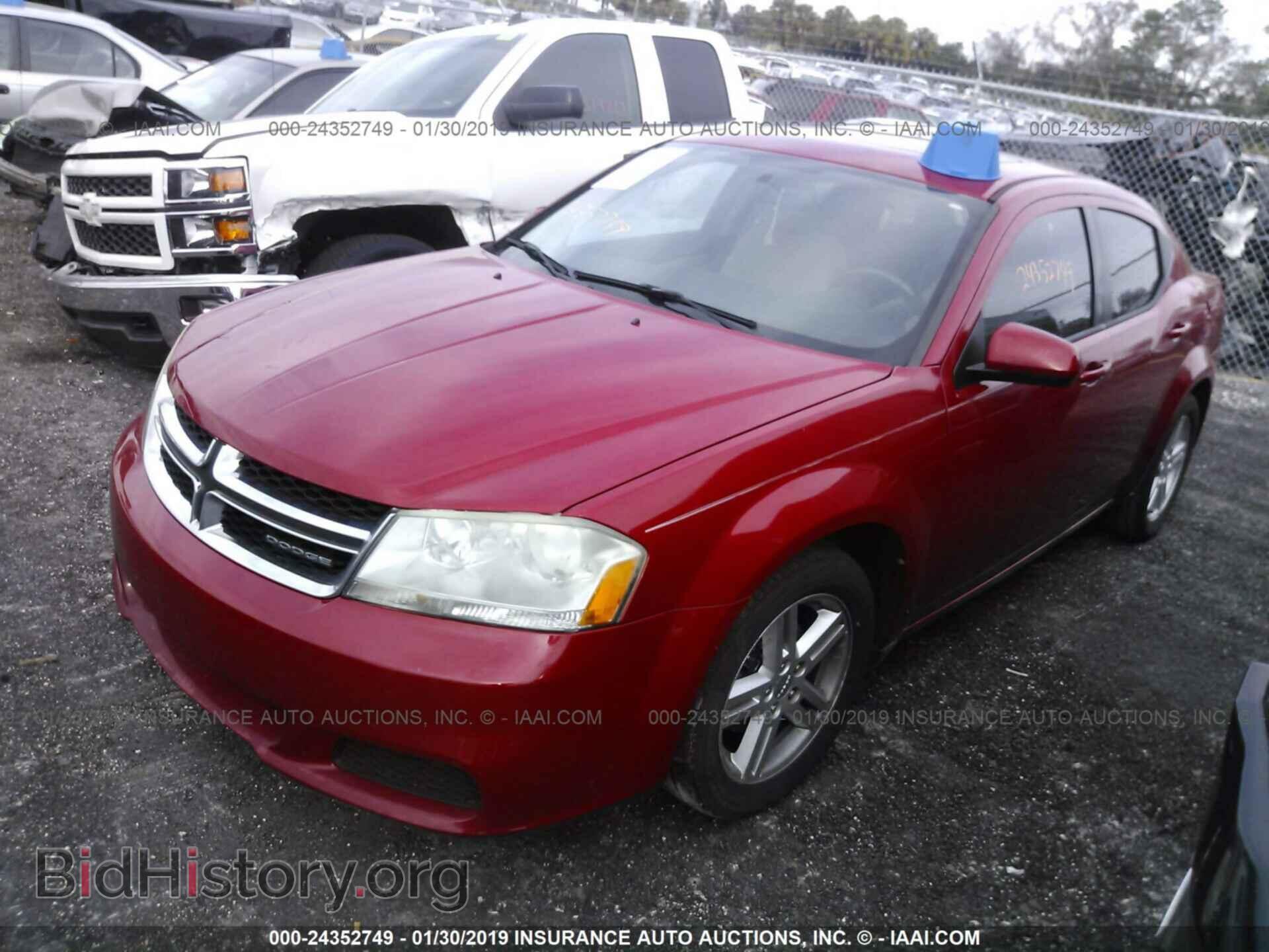 2011 DODGE AVENGER - VIN: 1B3BD1FB3BN513617 - Фото 2