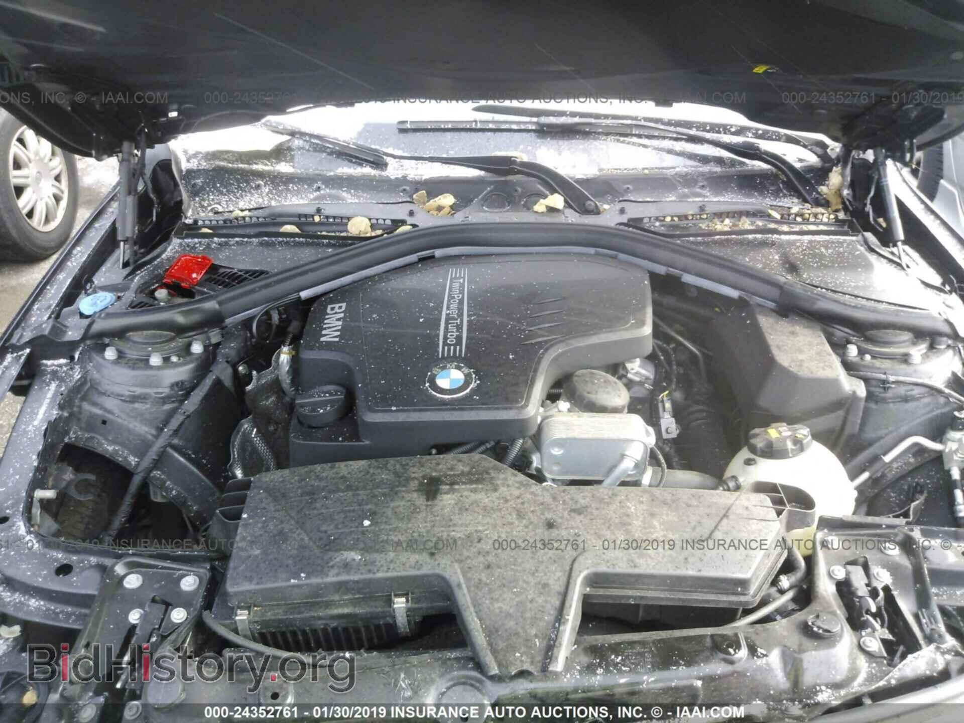 2017 BMW 320 - VIN: WBA8A3C5XHK691074 - Photo 10