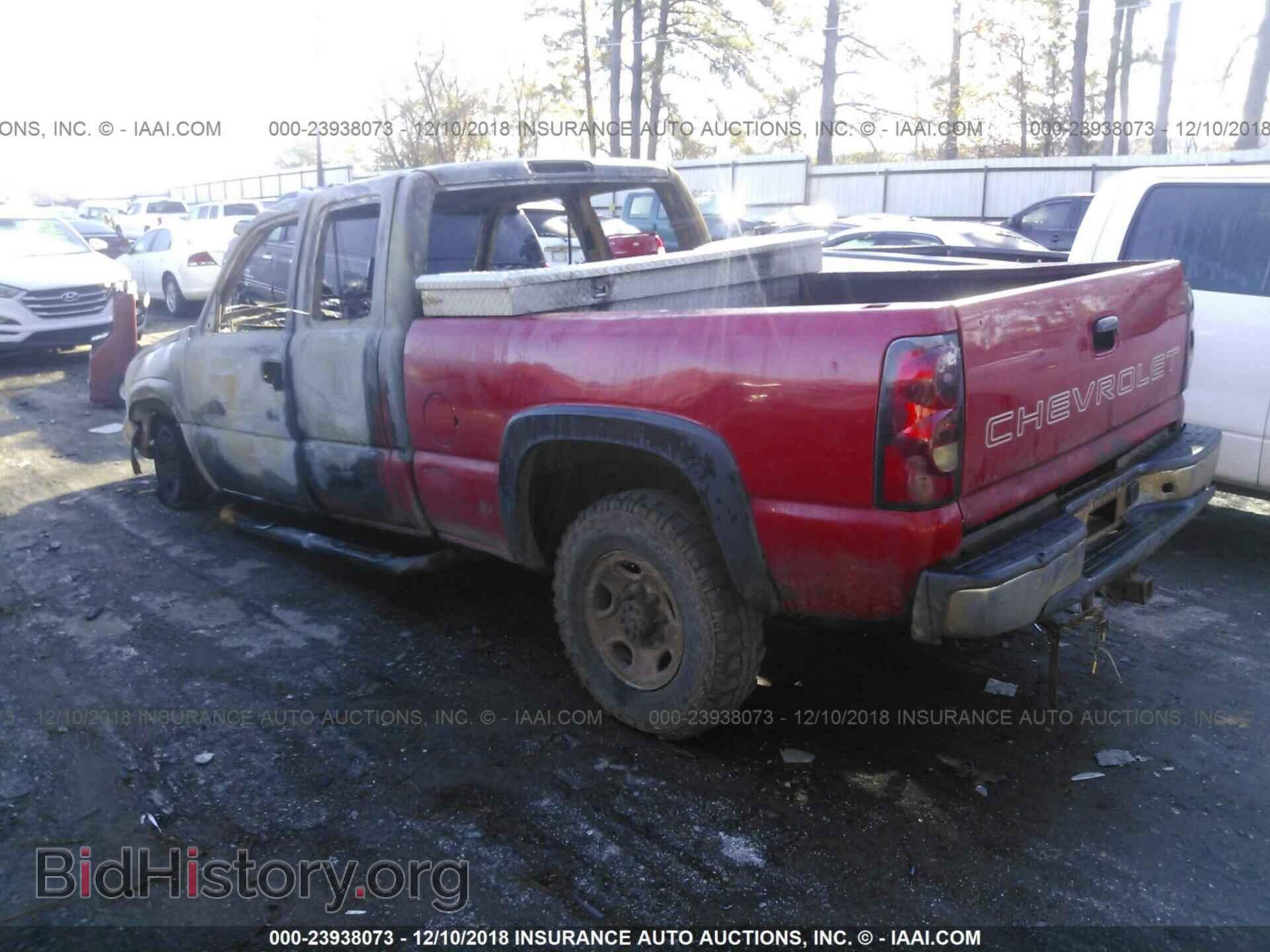 2006 CHEVROLET SILVERADO - VIN: 1GCHC29UX6E126213 - Фото 3