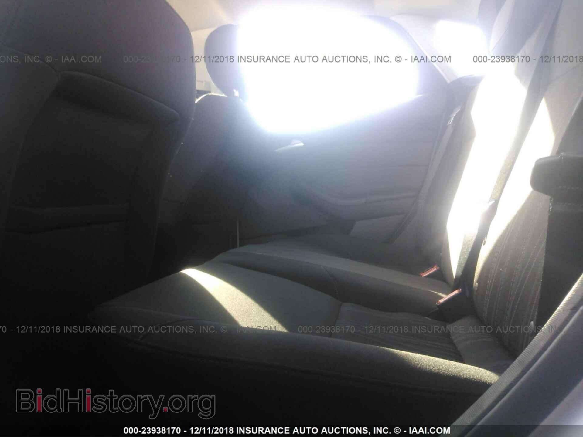 2016 FORD FOCUS - VIN: 1FADP3F26GL290220 - Фото 8