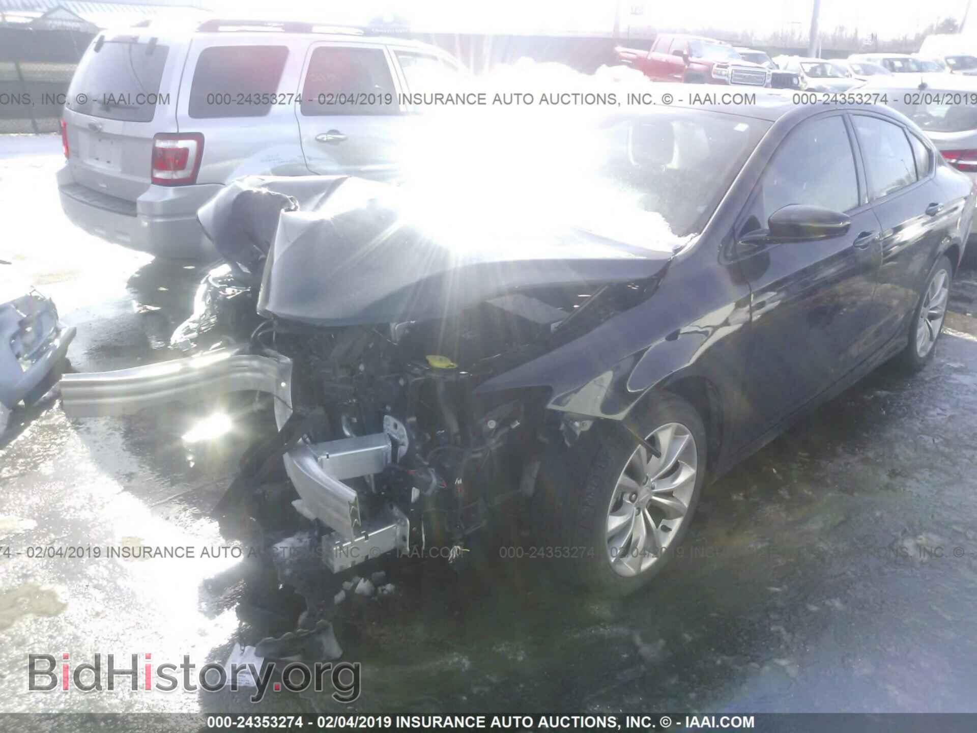 2015 CHRYSLER 200 - VIN: 1C3CCCBB3FN748875 - Photo 2