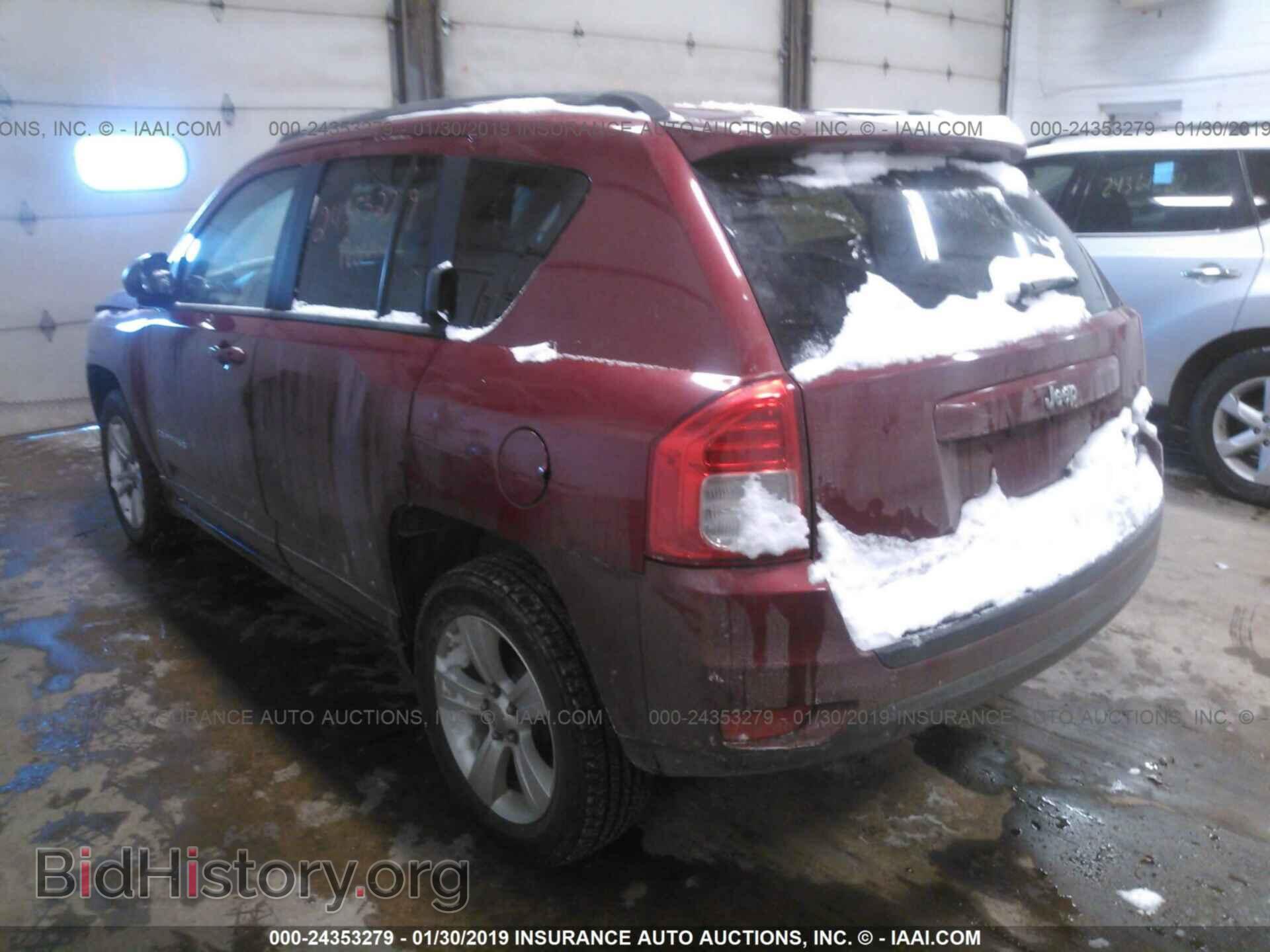 2011 JEEP COMPASS - VIN: 1J4NT1FA2BD139491 - Photo 3