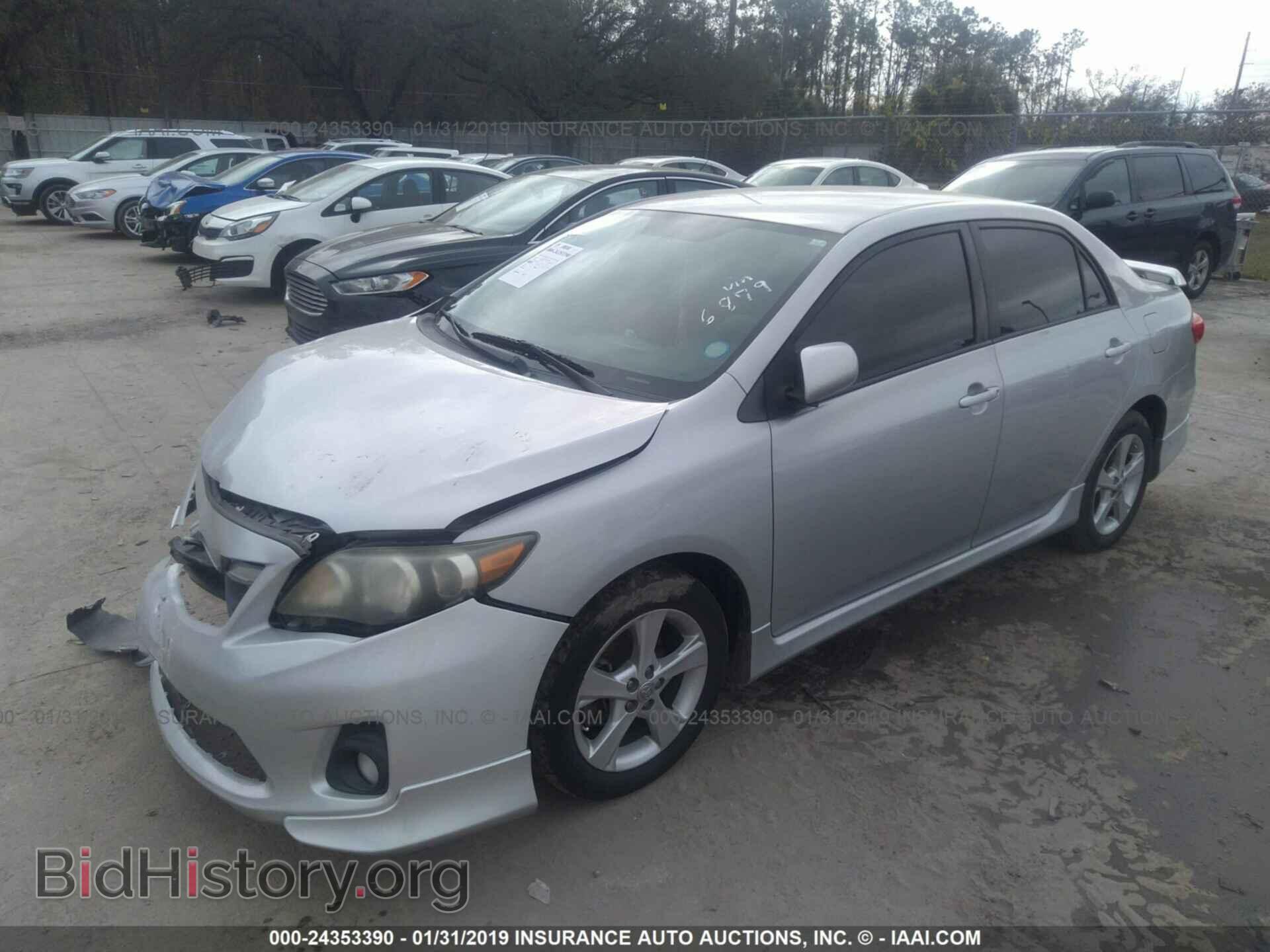 2011 TOYOTA COROLLA - VIN: 2T1BU4EE7BC606879 - Фото 2