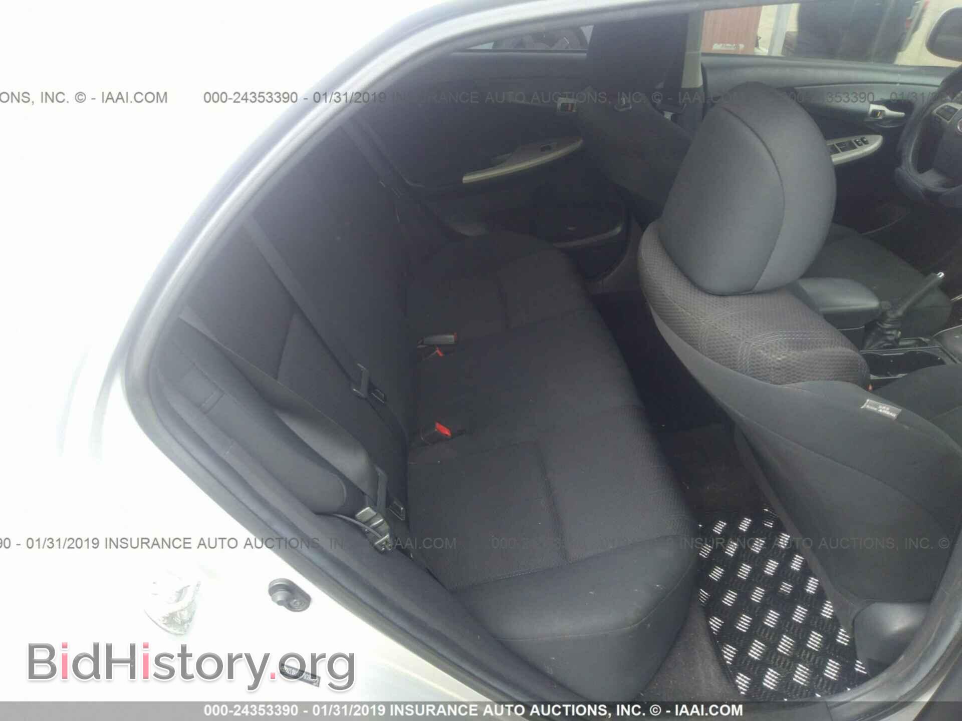 2011 TOYOTA COROLLA - VIN: 2T1BU4EE7BC606879 - Фото 8