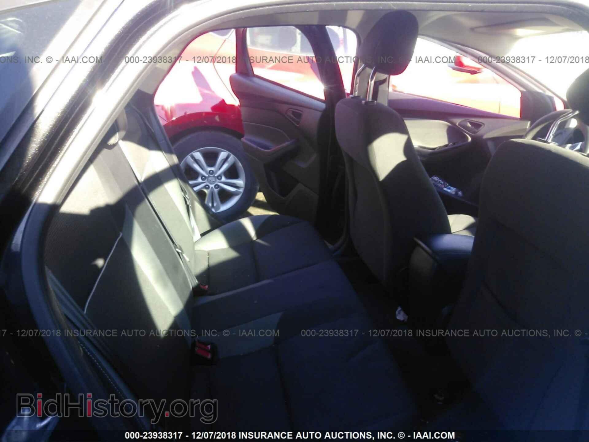 2012 FORD FOCUS - VIN: 1FAHP3F24CL105819 - Photo 8