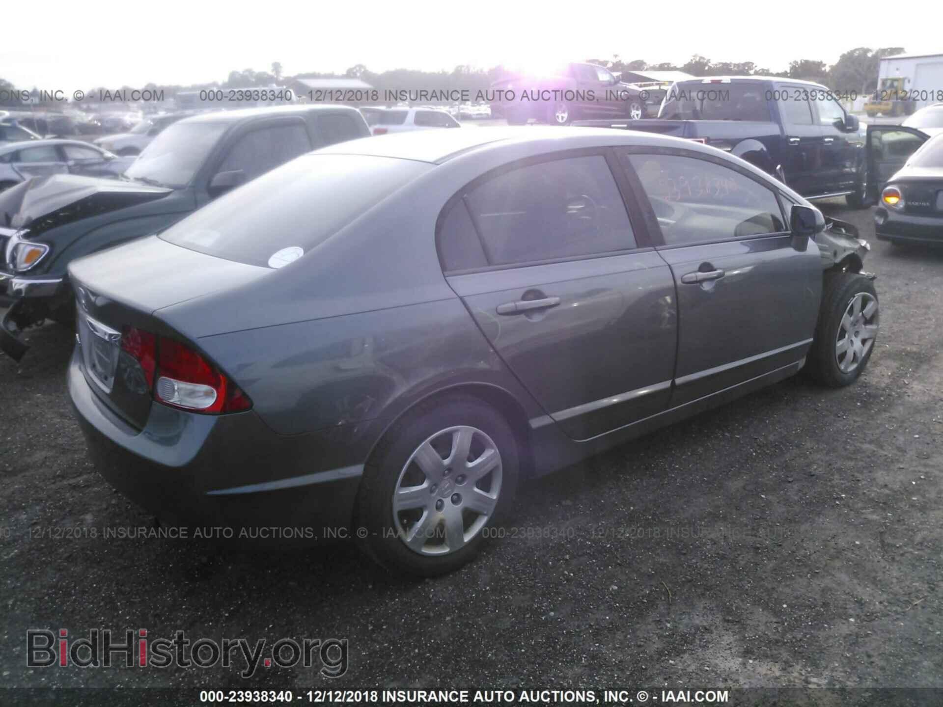 2011 HONDA CIVIC - VIN: 19XFA1F59BE008818 - Photo 4