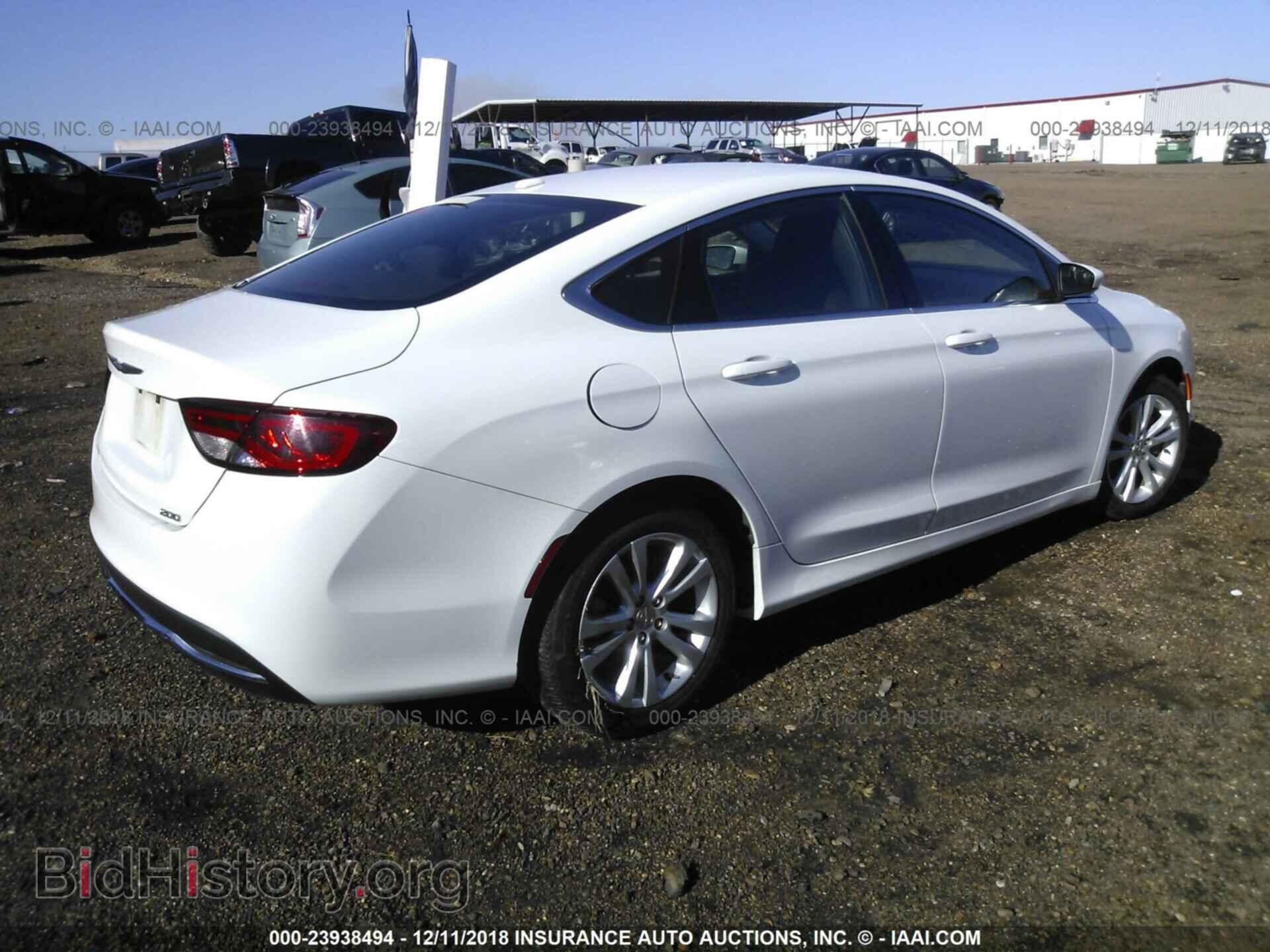 2015 CHRYSLER 200 - VIN: 1C3CCCAB5FN659827 - Photo 4