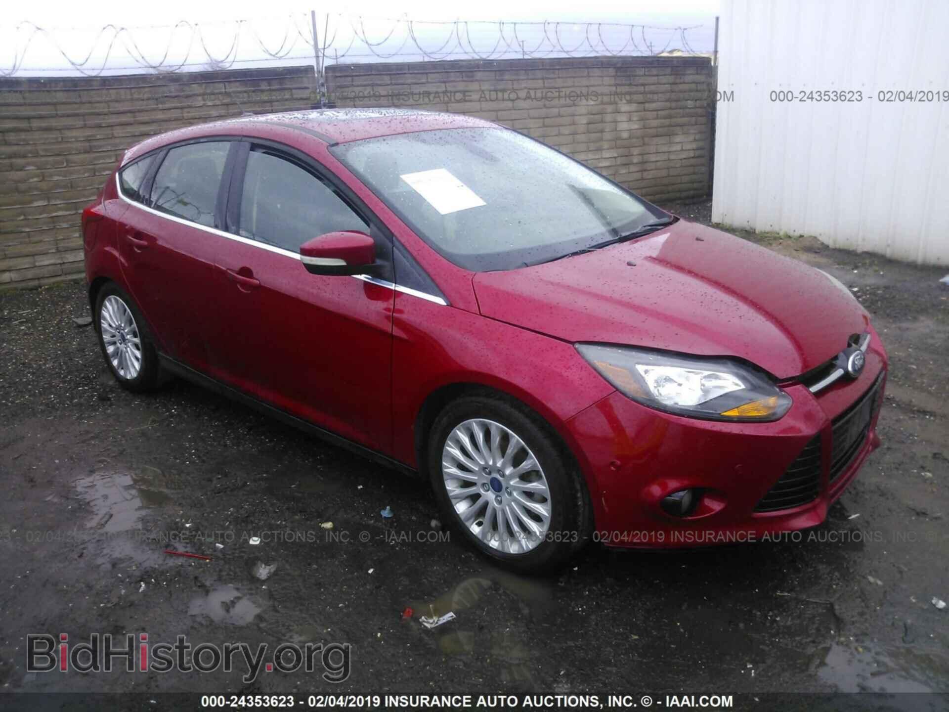 Photo 1FAHP3N24CL356440 - FORD FOCUS 2012