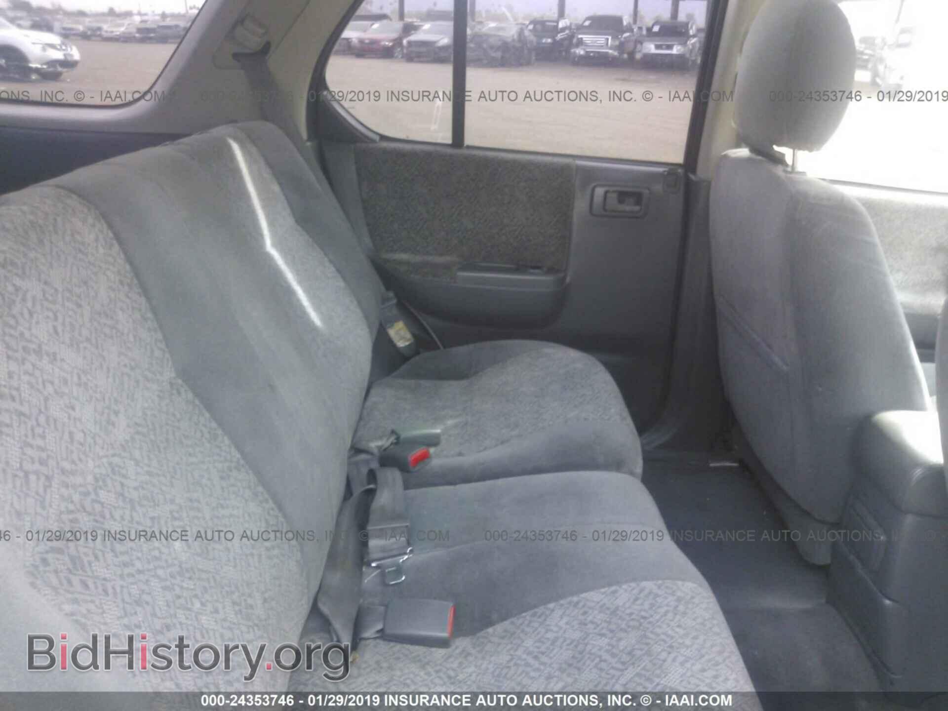 2000 ISUZU RODEO - VIN: 4S2CK58W3Y4342600 - Фото 8