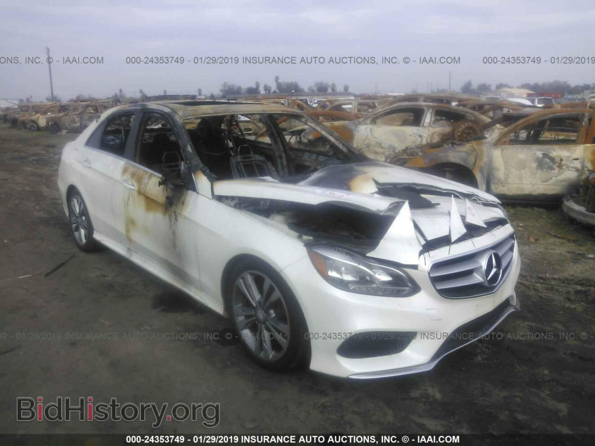 Photo WDDHF5KB2EA832346 - MERCEDES-BENZ E 2014