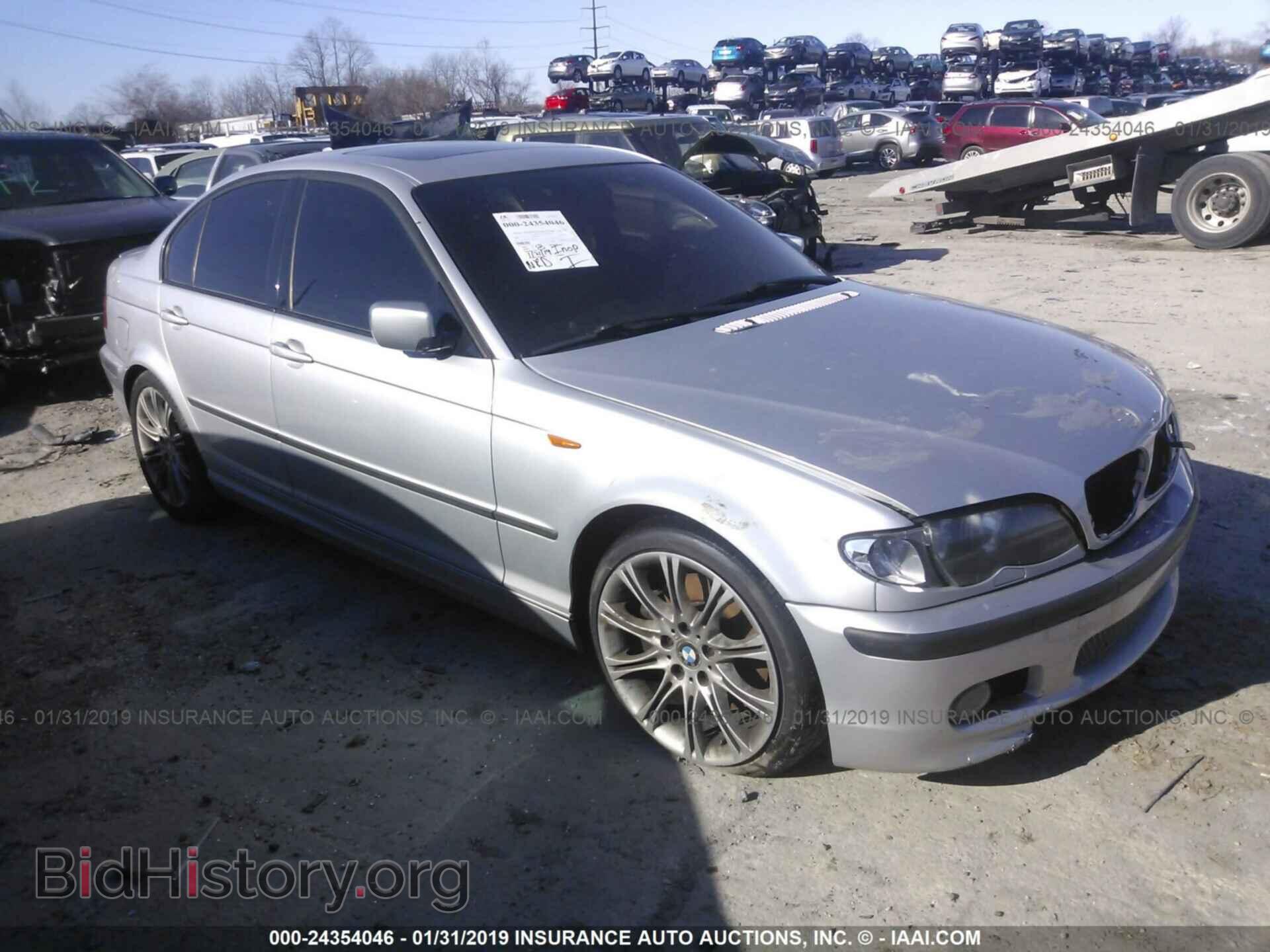 Photo WBAEV53454KM06558 - BMW 330 2004