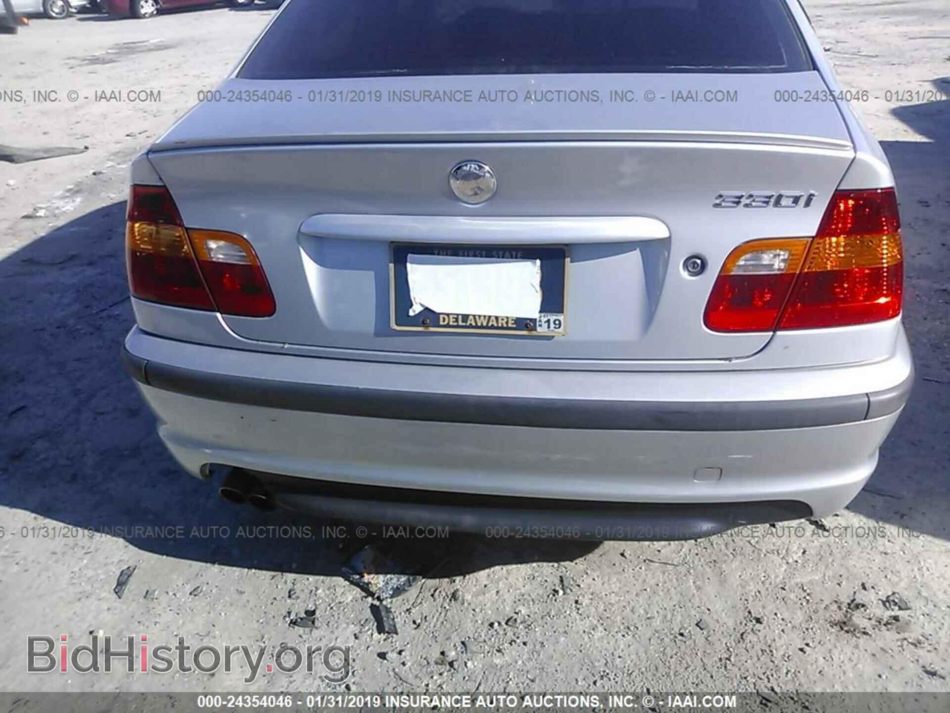 2004 BMW 330 - VIN: WBAEV53454KM06558 - Фото 9