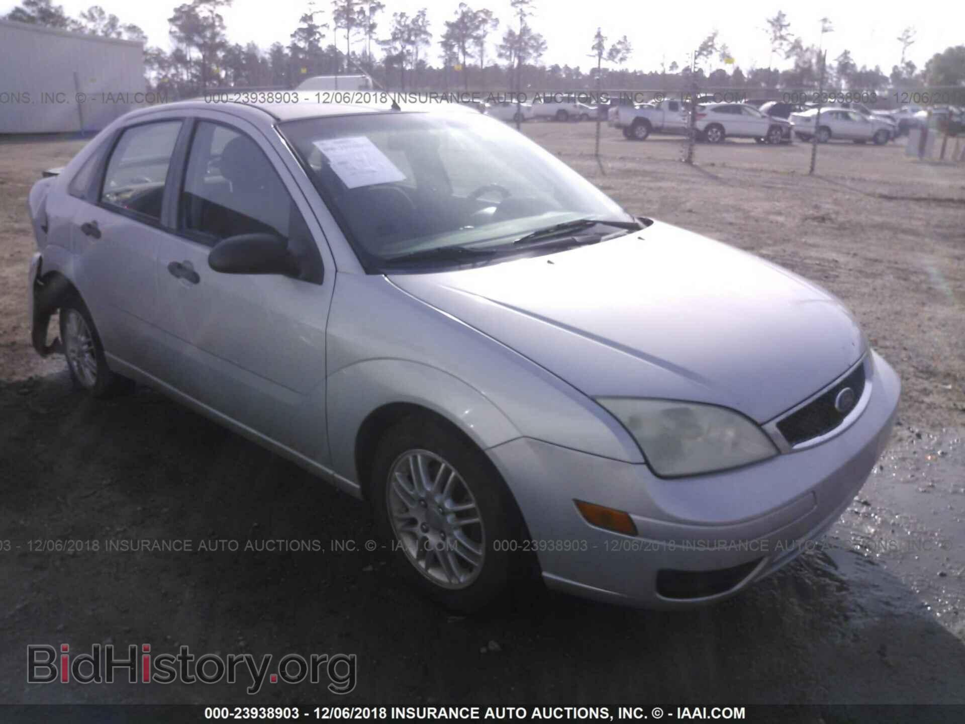Photo 1FAHP34N57W326069 - FORD FOCUS 2007