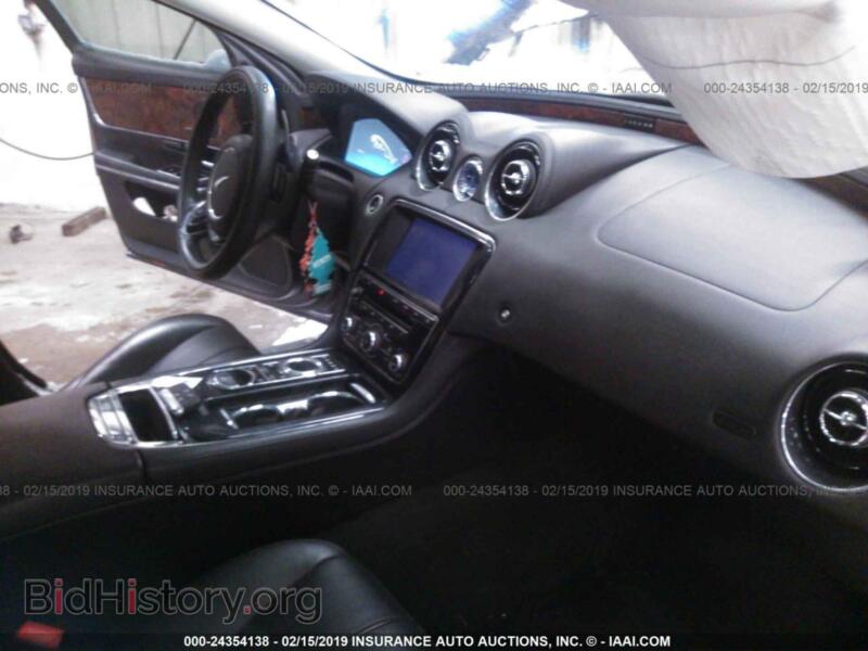 2013 Jaguar XJ (VIN SAJWJ1CD9D8V45800) — фото 5 из 10