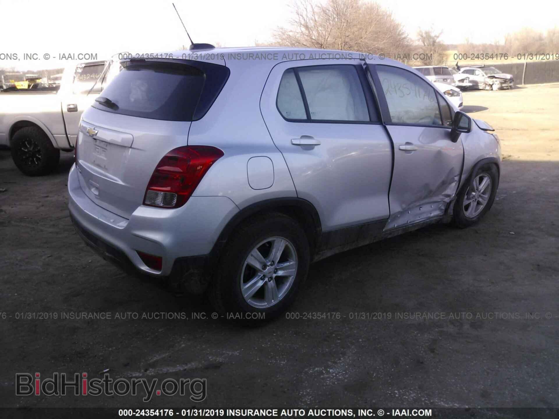 2017 CHEVROLET TRAX - VIN: KL7CJNSB3HB205928 - Фото 4