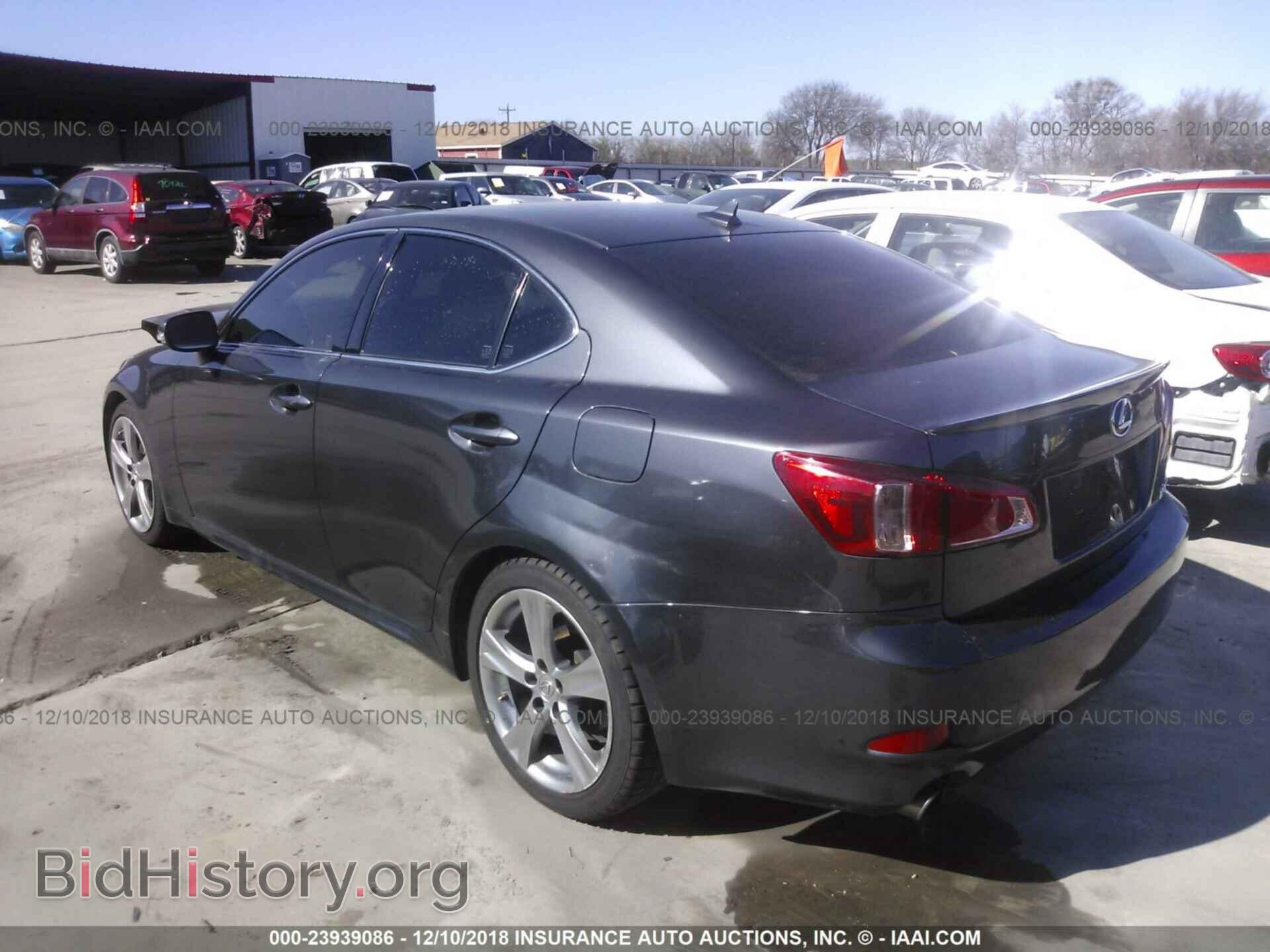 2011 LEXUS IS - VIN: JTHBF5C23B5145135 - Фото 3