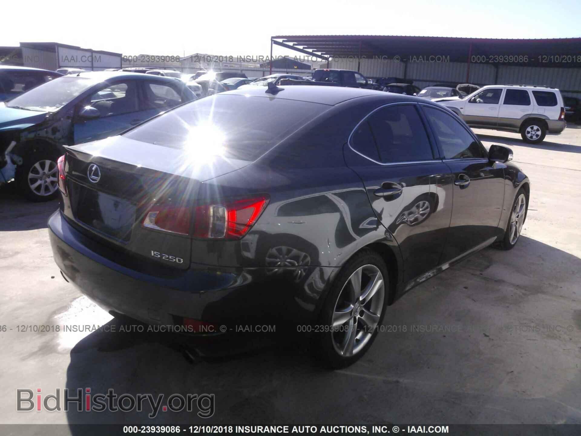 2011 LEXUS IS - VIN: JTHBF5C23B5145135 - Фото 4