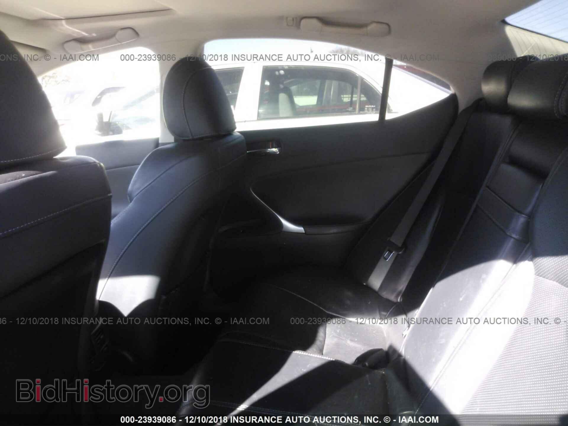 2011 LEXUS IS - VIN: JTHBF5C23B5145135 - Фото 8