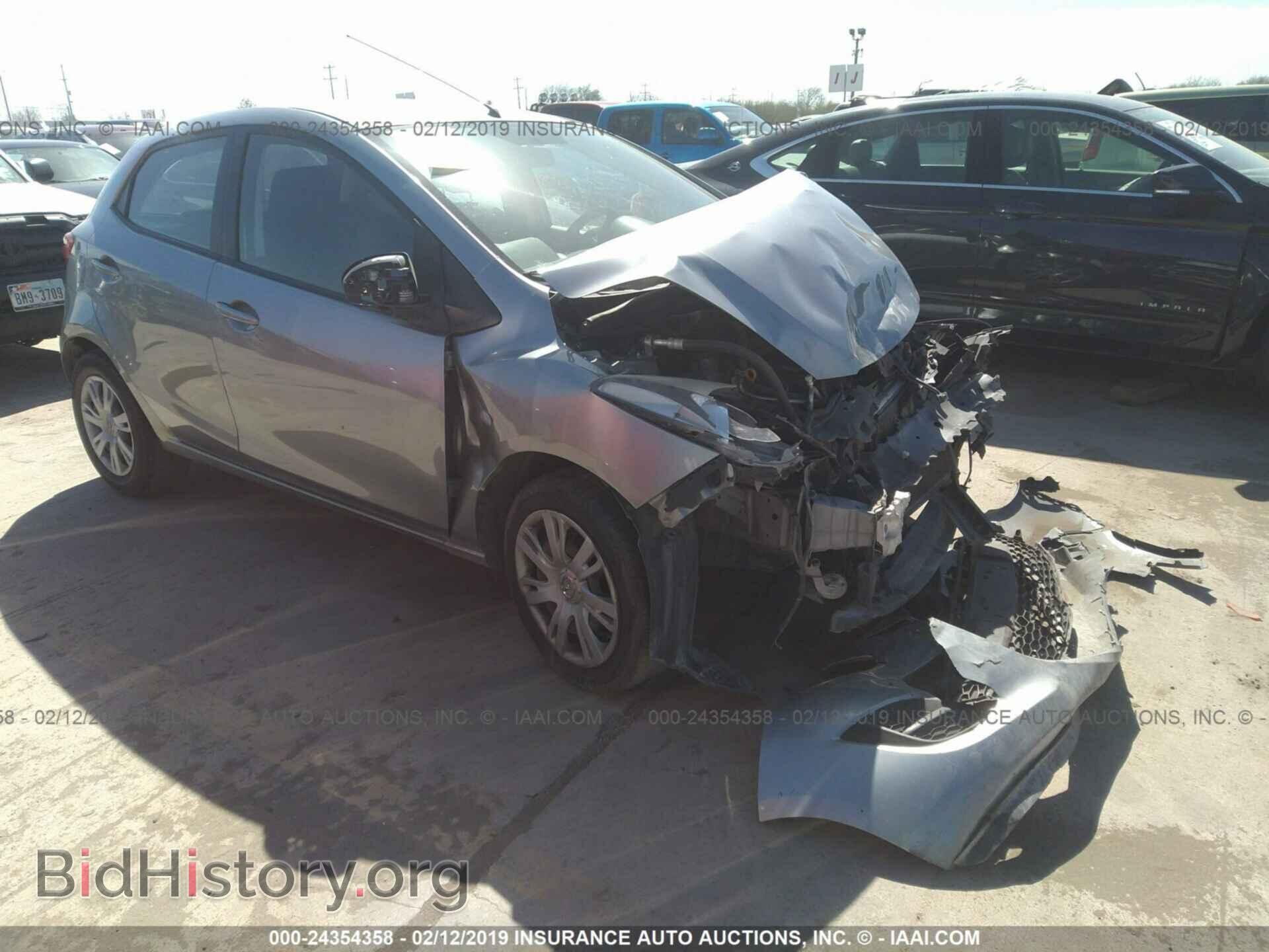 Фотография JM1DE1KY3D0153327 - MAZDA MAZDA2 2013