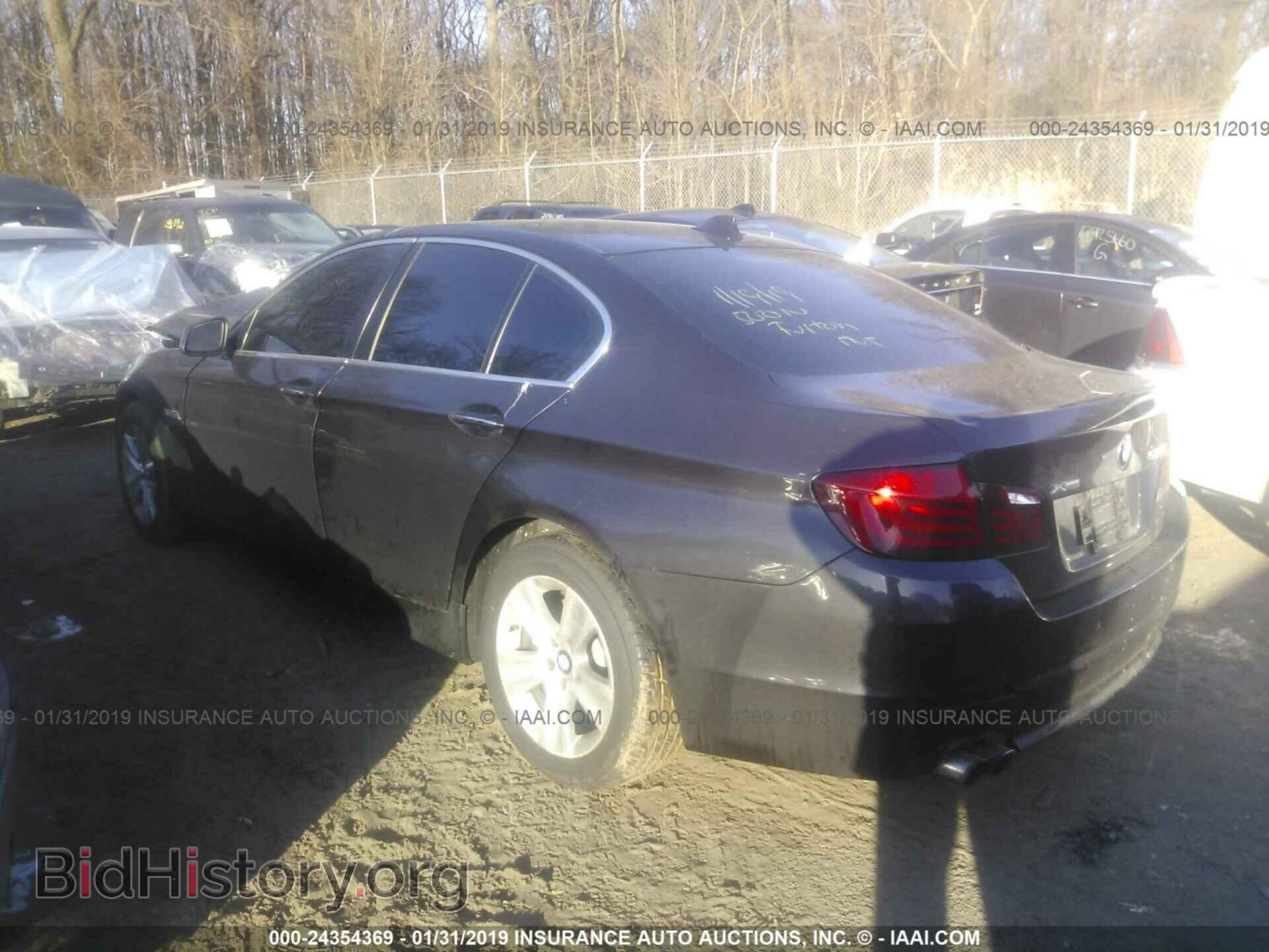 2013 BMW 528 - VIN: WBAXH5C55DDW13321 - Фото 3