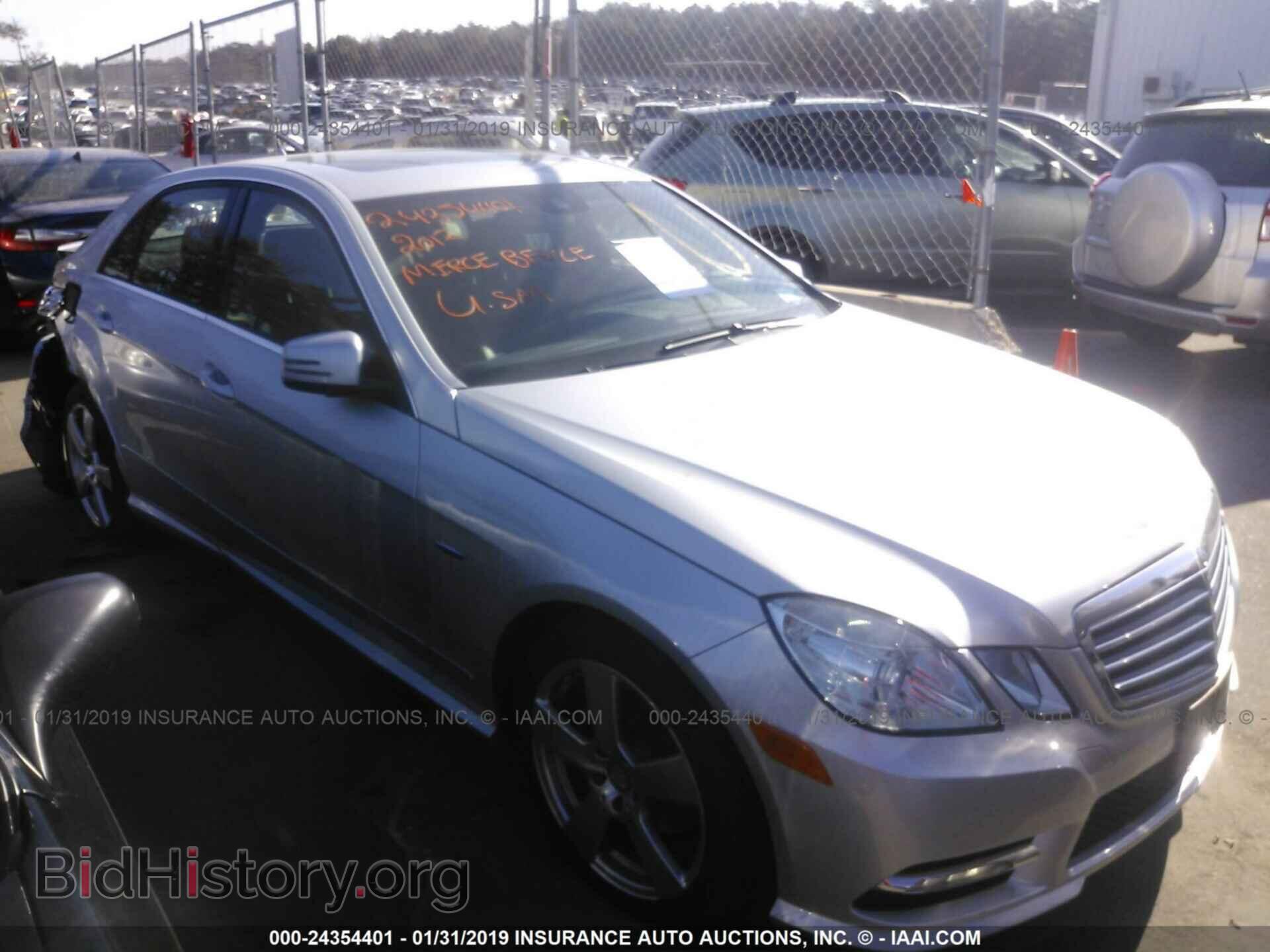 Photo WDDHF8JB4CA575660 - MERCEDES-BENZ E 2012