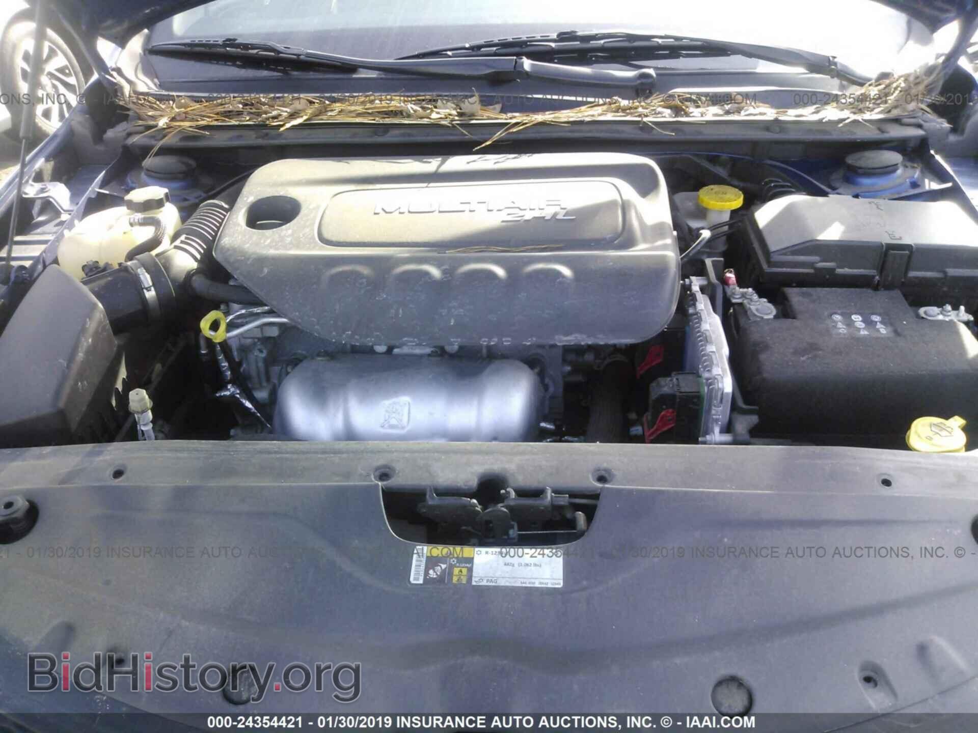 2016 CHRYSLER 200 - VIN: 1C3CCCAB7GN102001 - Photo 10