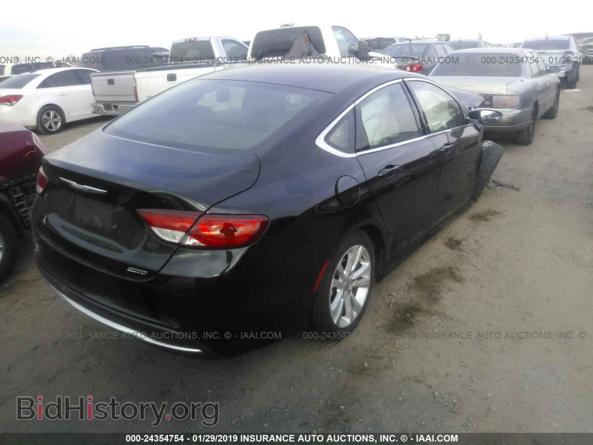 2016 CHRYSLER 200 - VIN: 1C3CCCAB0GN113826 - Photo 4