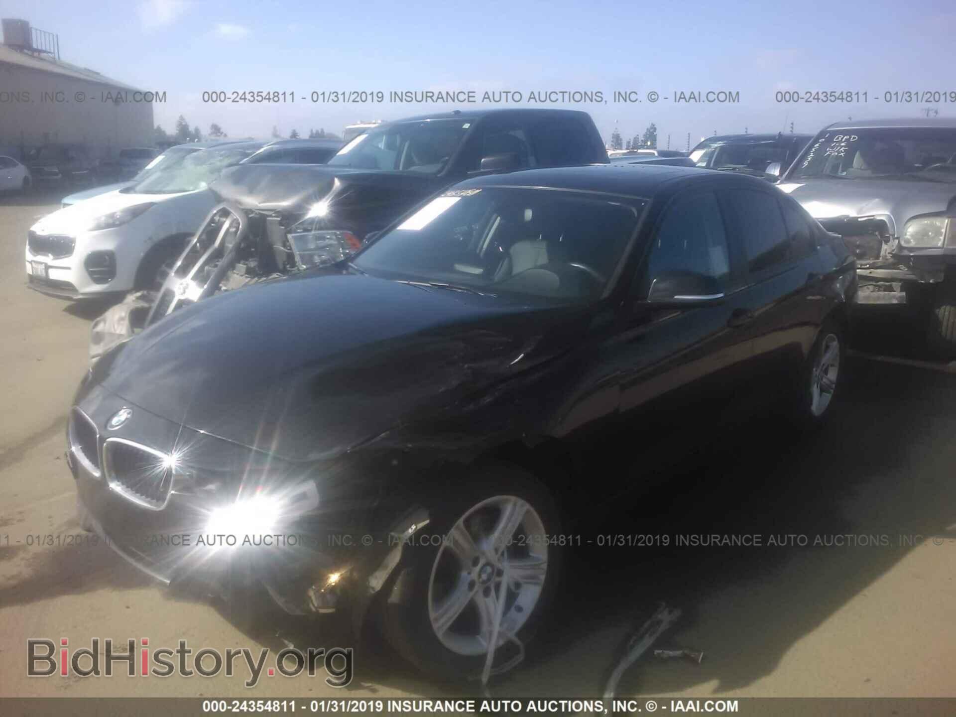 2013 BMW 320 - VIN: WBA3B1C54DF462386 - Photo 2