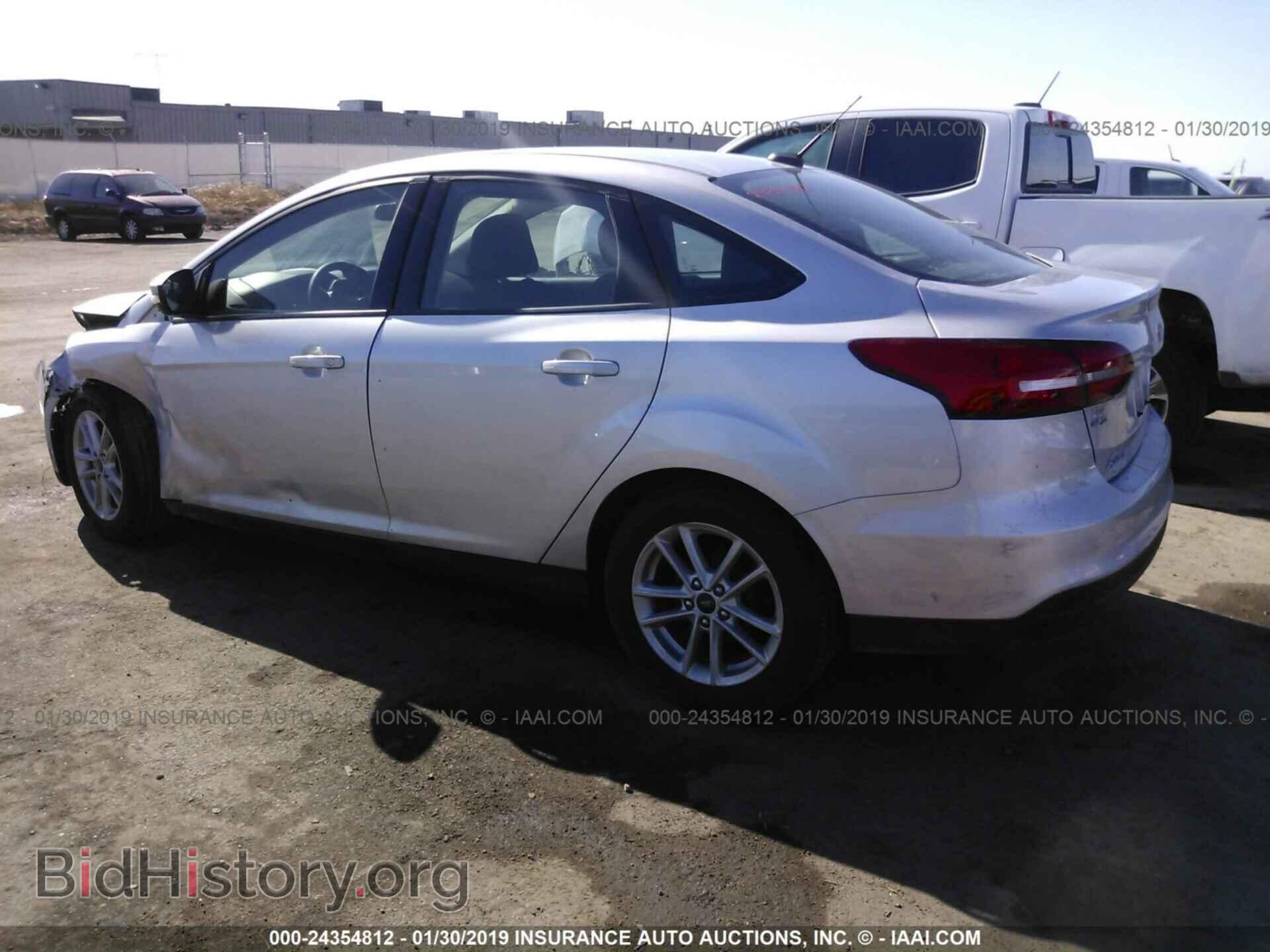 2016 FORD FOCUS - VIN: 1FADP3F28GL398872 - Фото 3