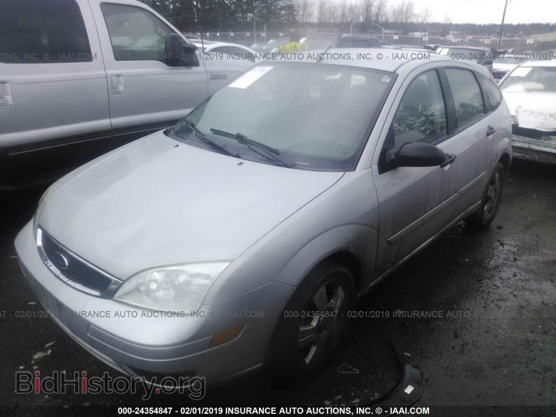 2005 FORD FOCUS - VIN: 3FAFP37N45R141790 - Фото 2