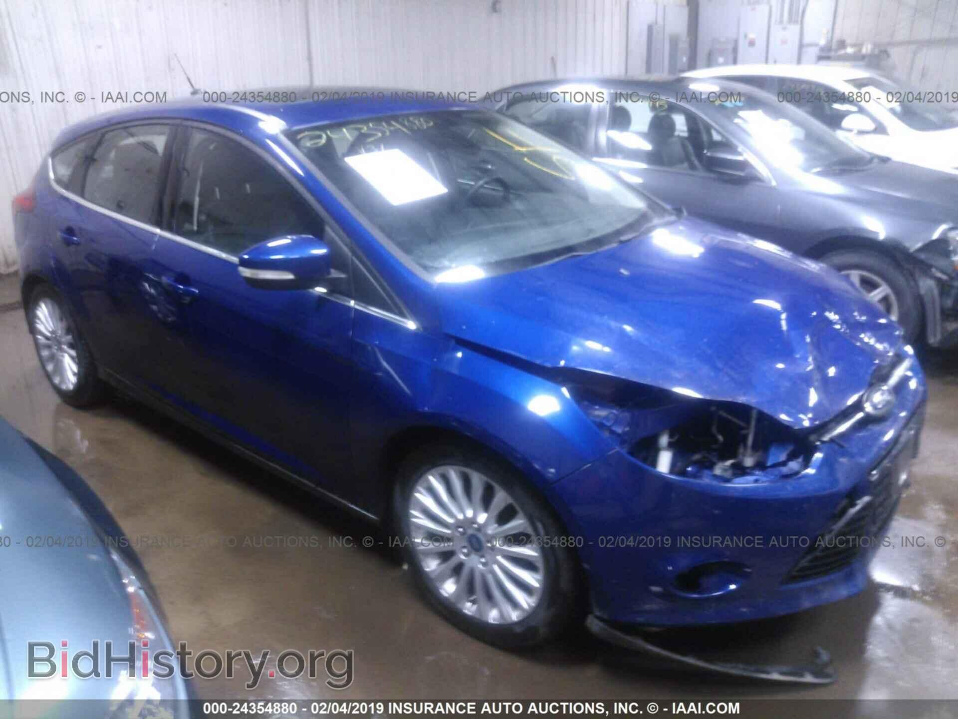 Photo 1FAHP3N24CL467277 - FORD FOCUS 2012