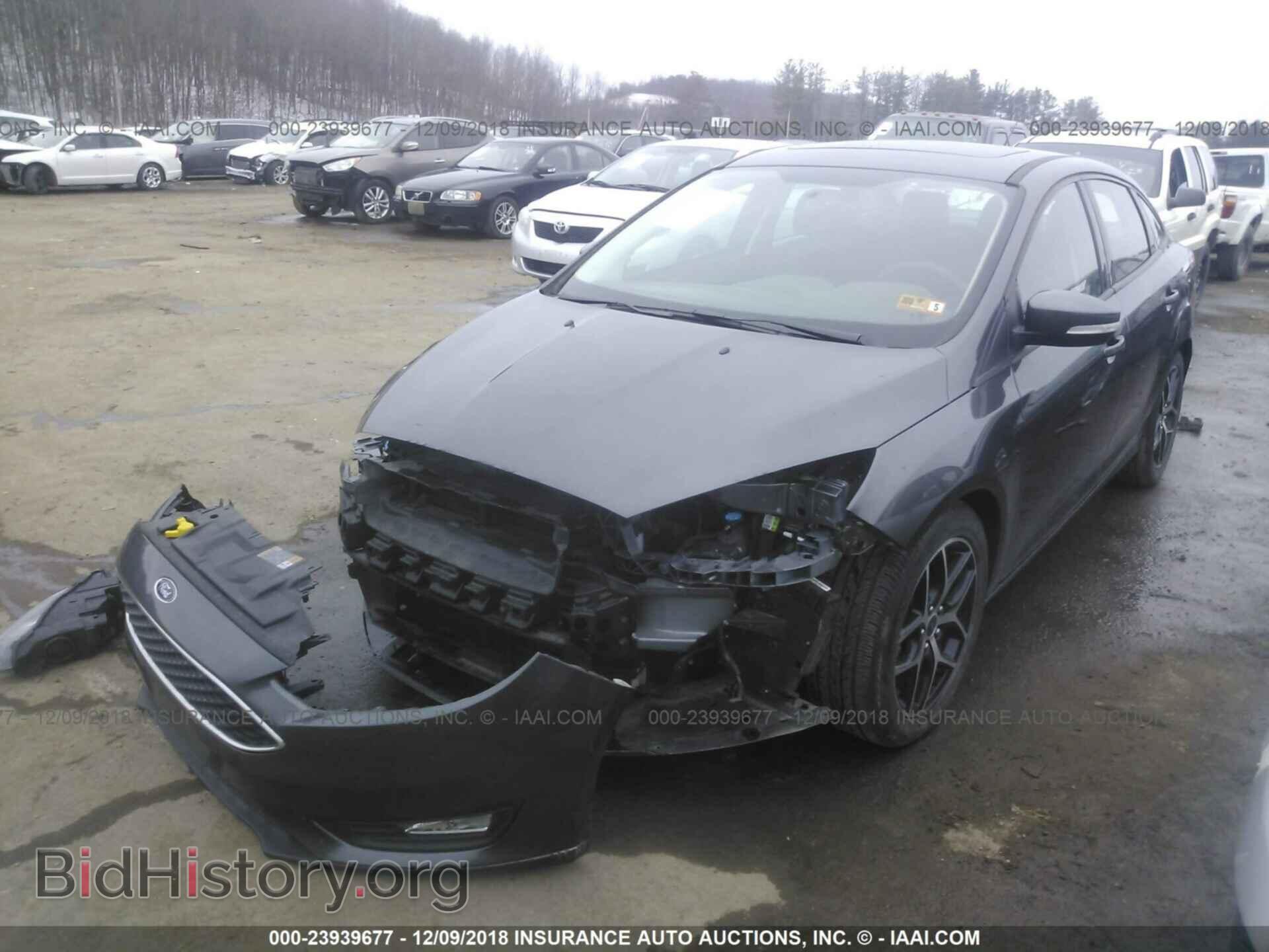 2018 FORD FOCUS - VIN: 1FADP3H21JL228504 - Фото 2