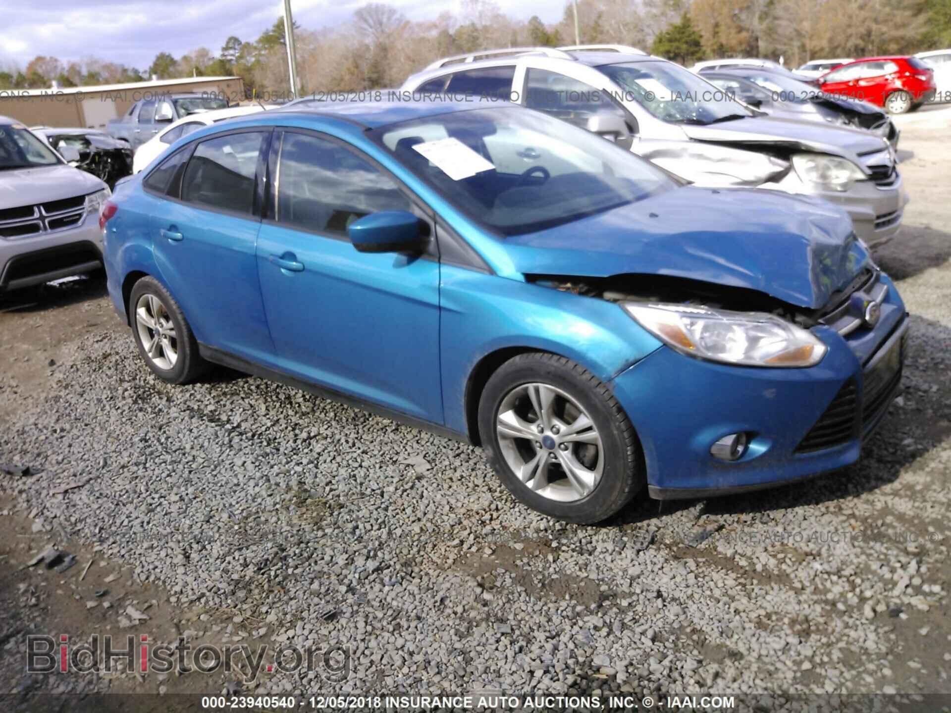 Photo 1FAHP3F27CL327495 - FORD FOCUS 2012
