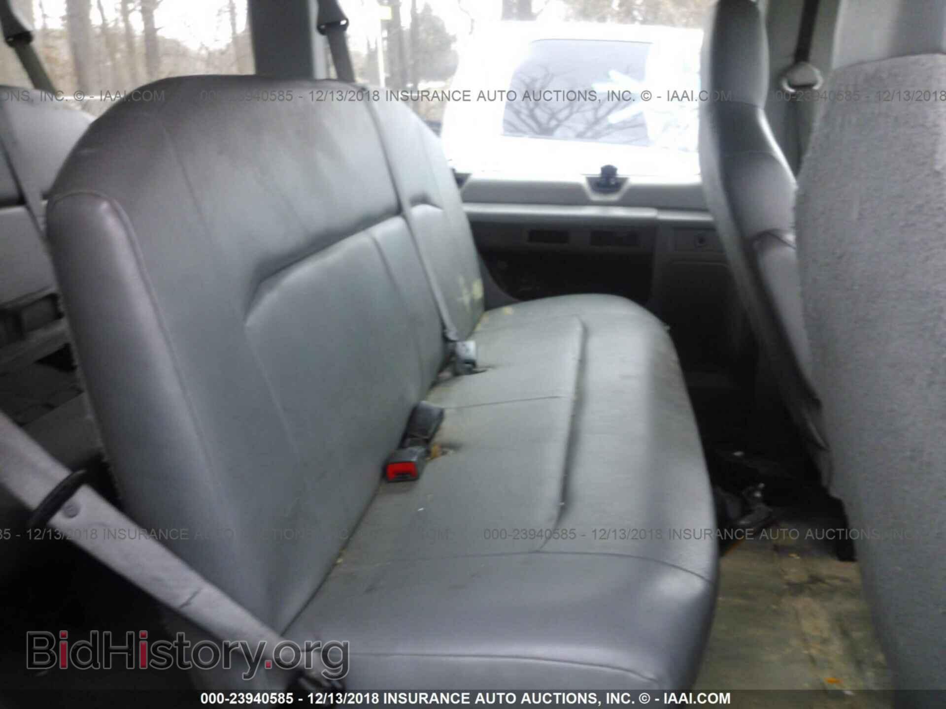 2012 FORD ECONOLINE - VIN: 1FBSS3BL3CDA58178 - Photo 8