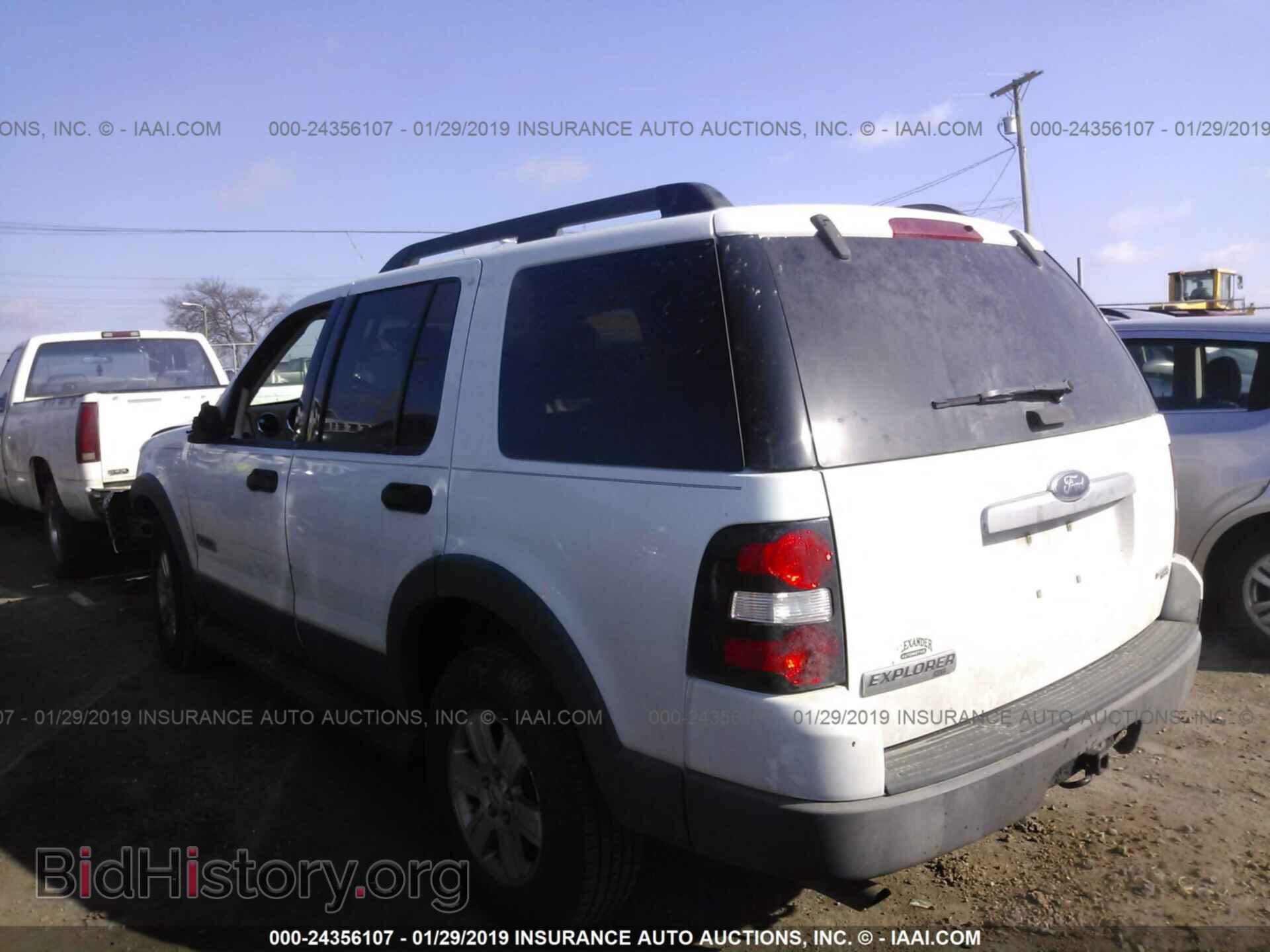 2006 FORD EXPLORER - VIN: 1FMEU63E76UB58076 - Фото 3