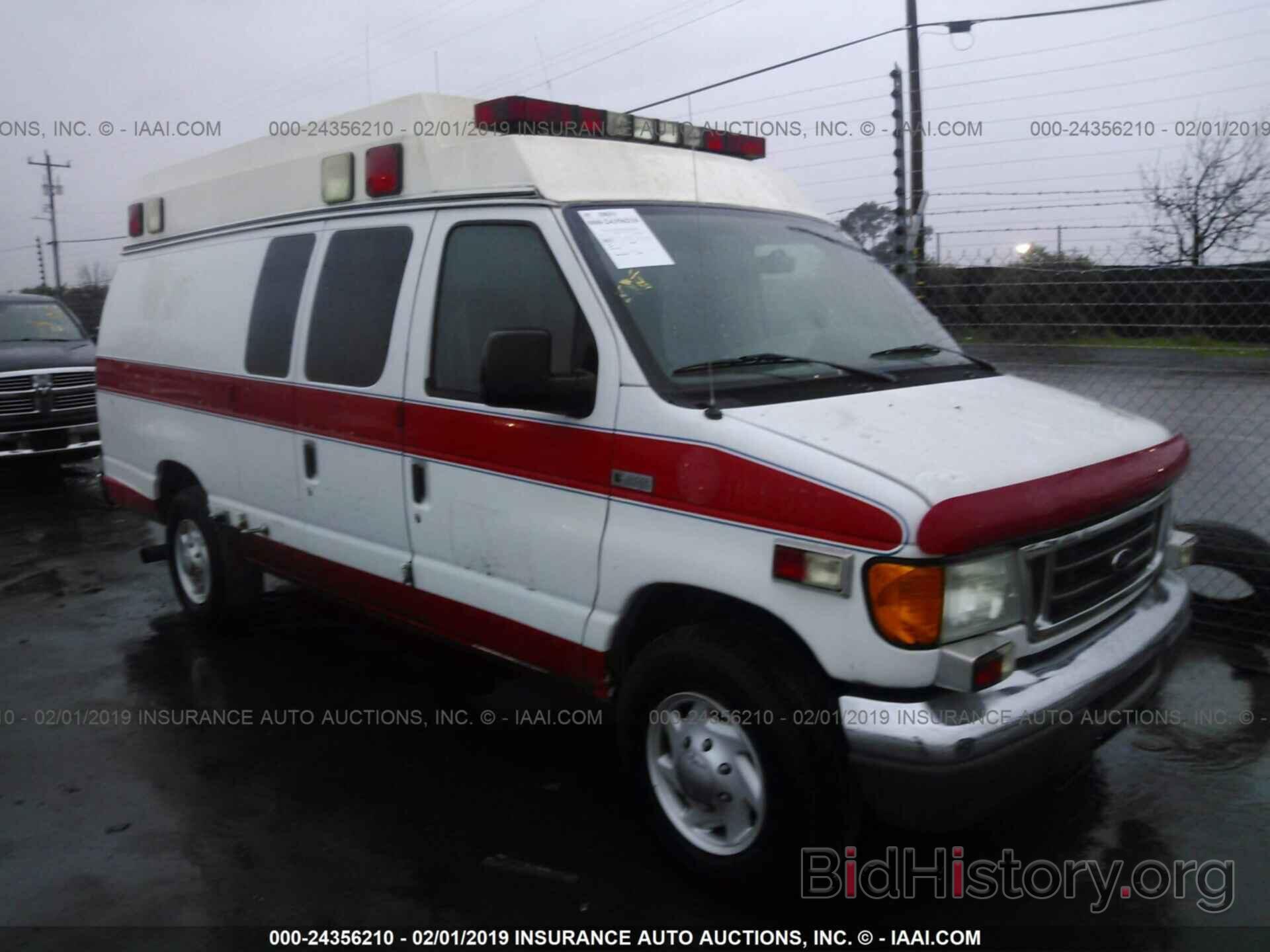 Photo 1FDSS34P34HB45404 - FORD ECONOLINE 2004