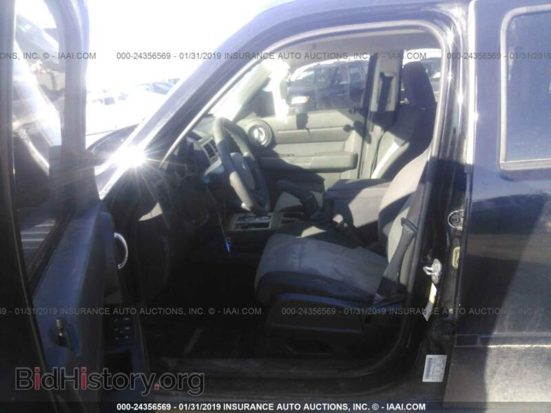 2007 Dodge NITRO (VIN 1D8GU28K37W664662) — фото 5 из 10