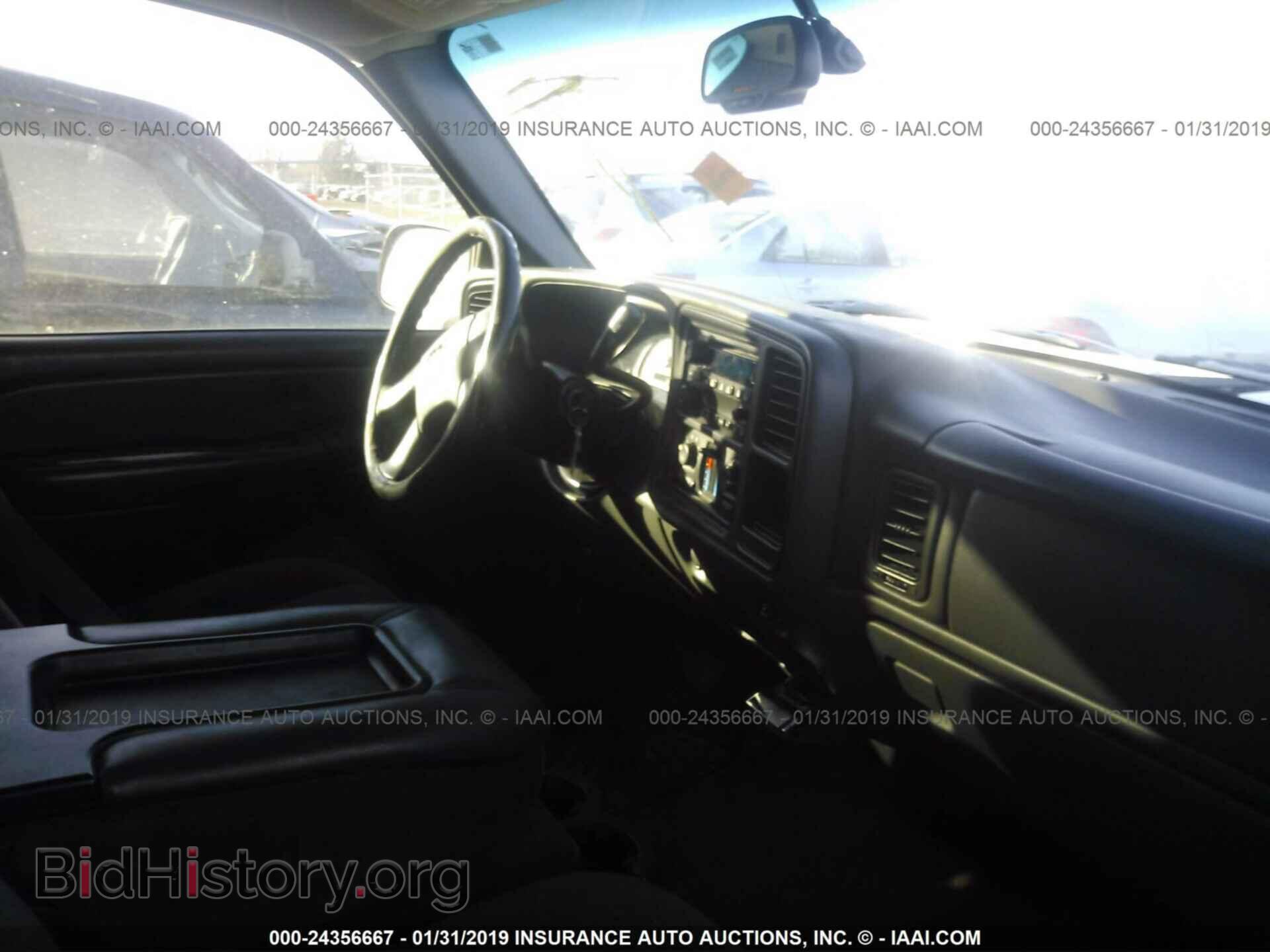 2005 GMC NEW SIERRA - VIN: 2GTEC19T551383722 - Фото 5