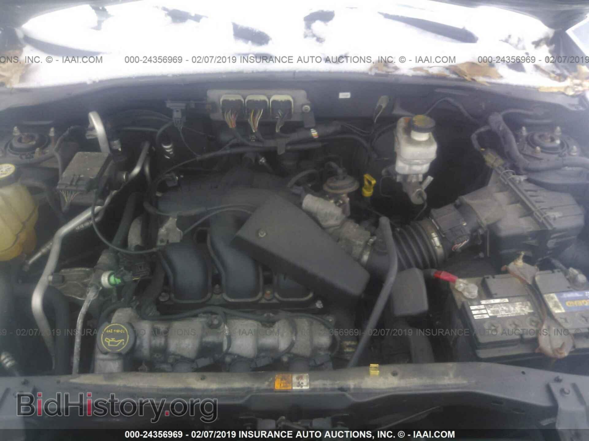 2007 FORD ESCAPE - VIN: 1FMYU93147KA86178 - Фото 10