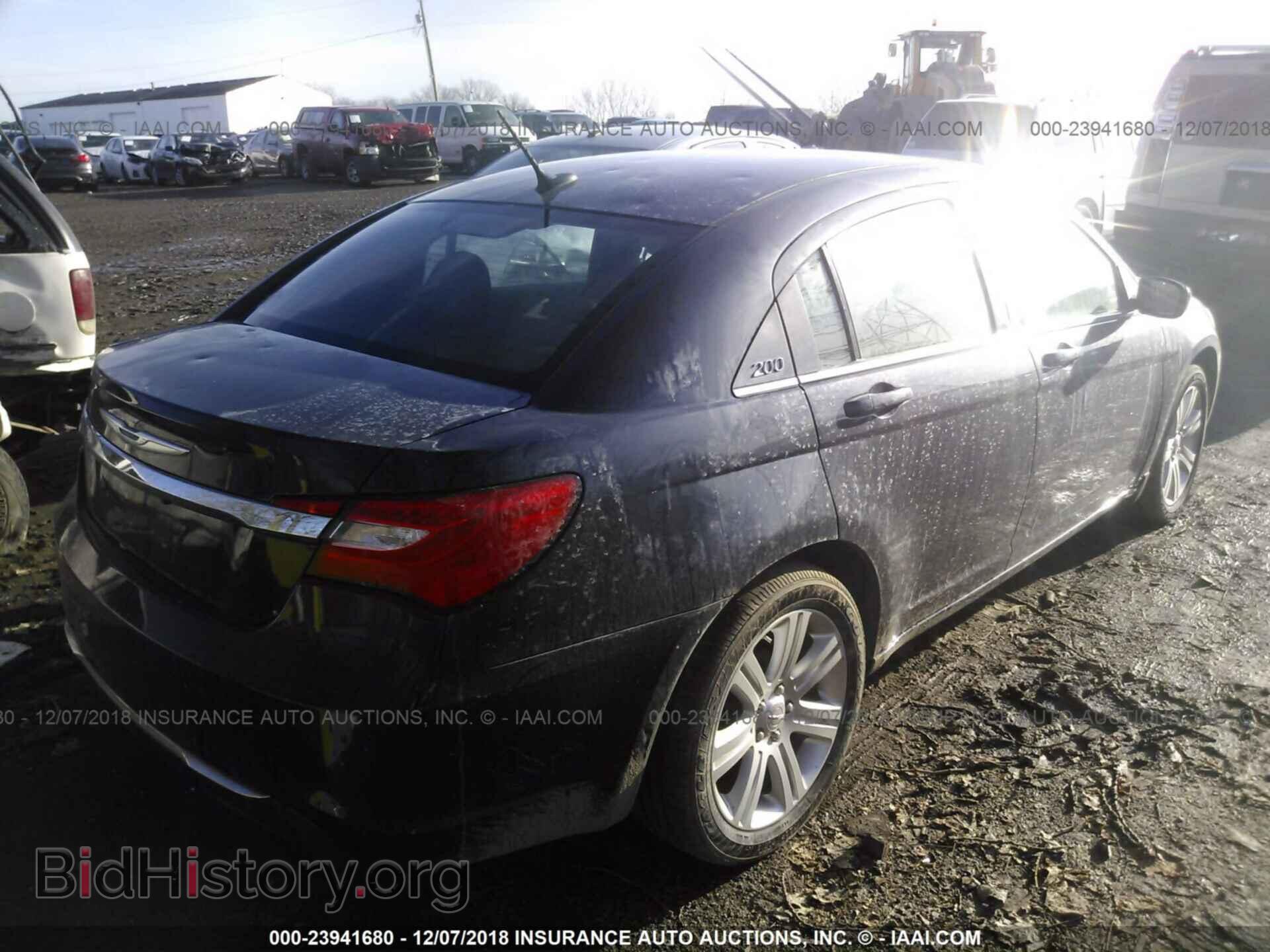 2013 CHRYSLER 200 - VIN: 1C3CCBBB2DN549839 - Photo 4