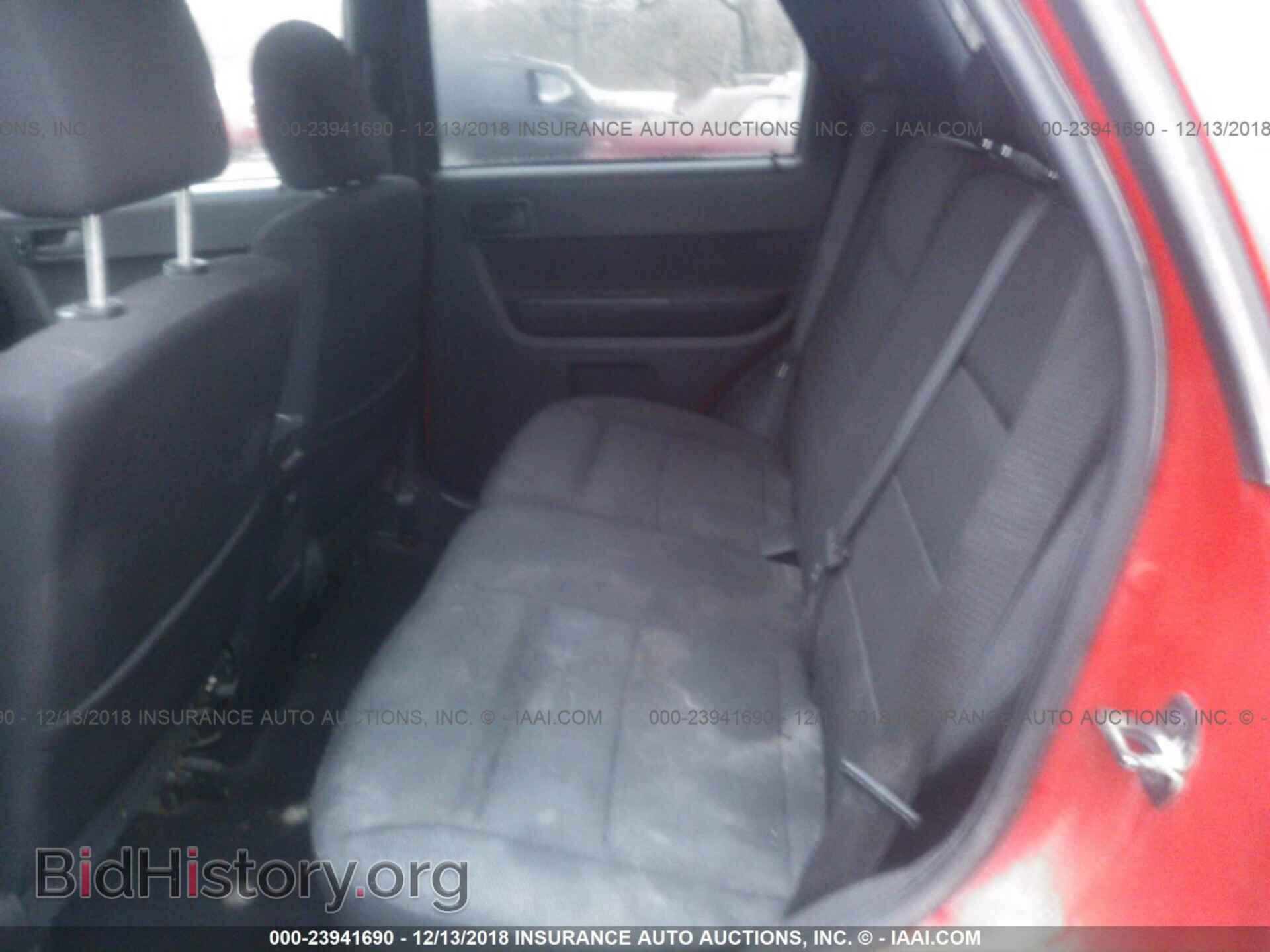 2009 FORD ESCAPE - VIN: 1FMCU93779KA02212 - Фото 8