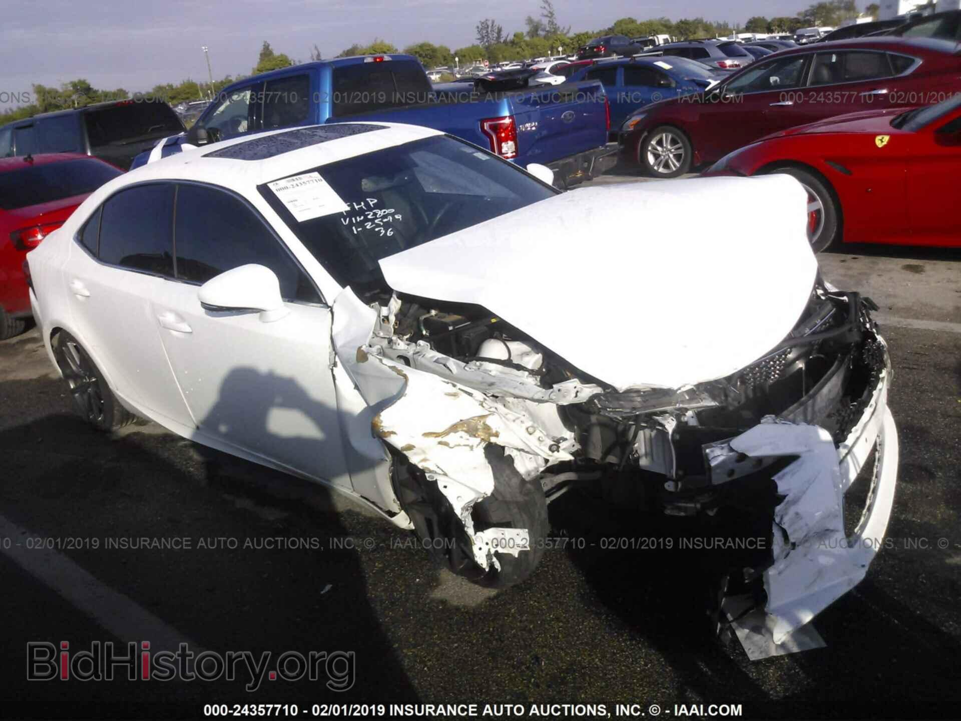 Фотография JTHBA1D23G5002800 - LEXUS IS 2016